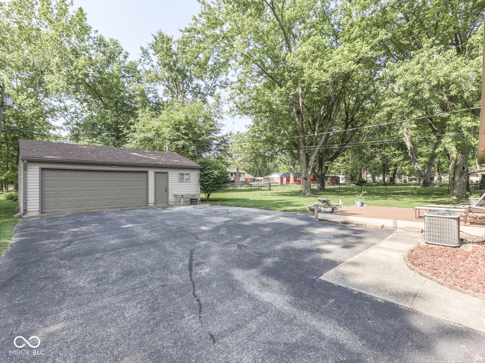 343 E Waterbury Road