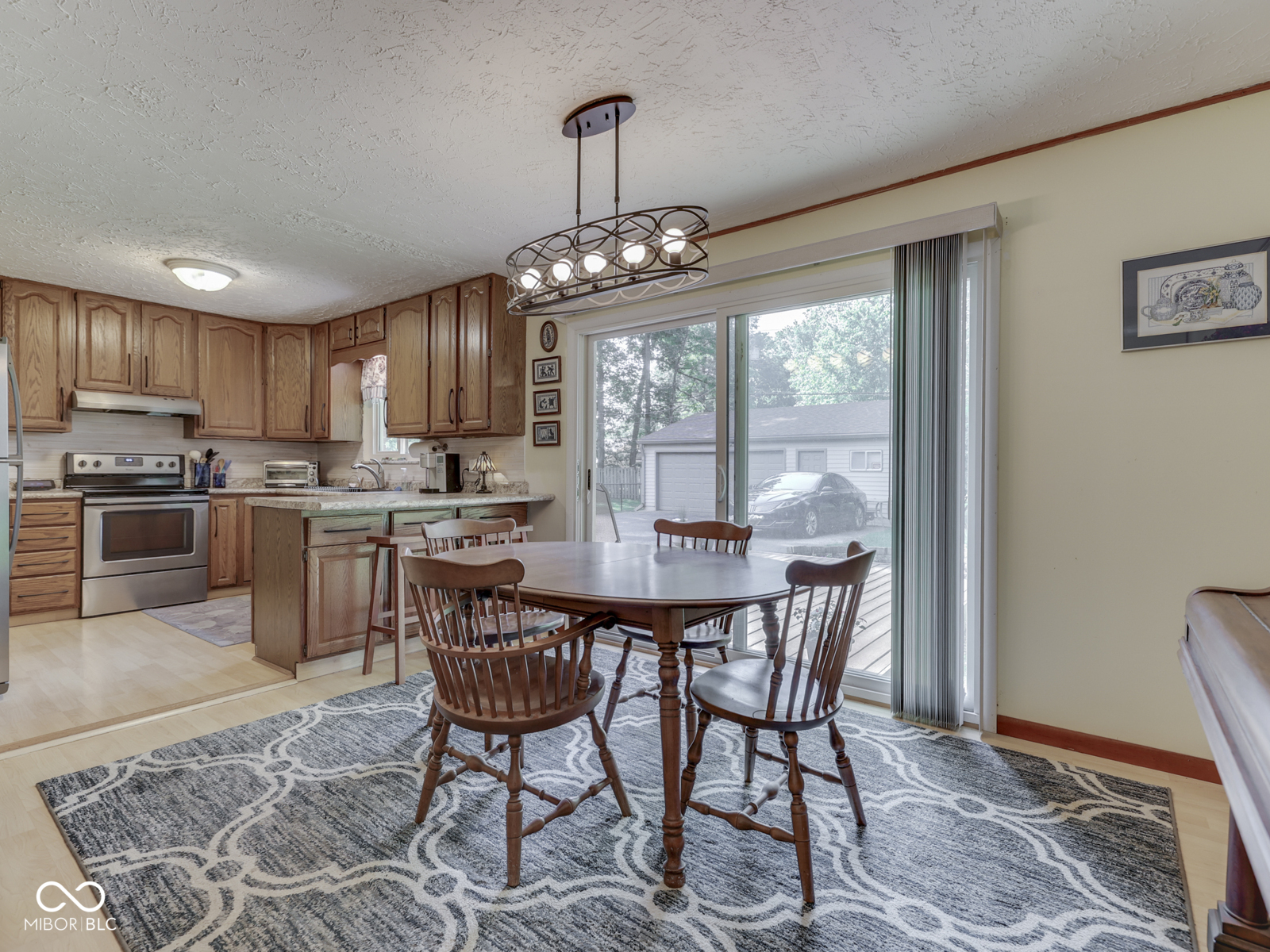 343 E Waterbury Road