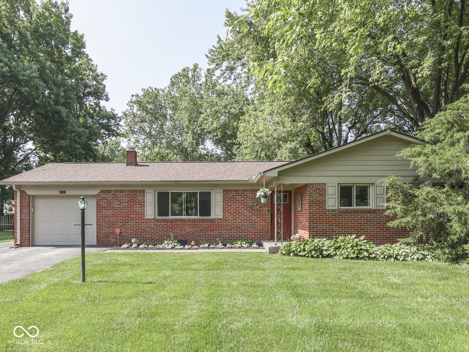 343 E Waterbury Road