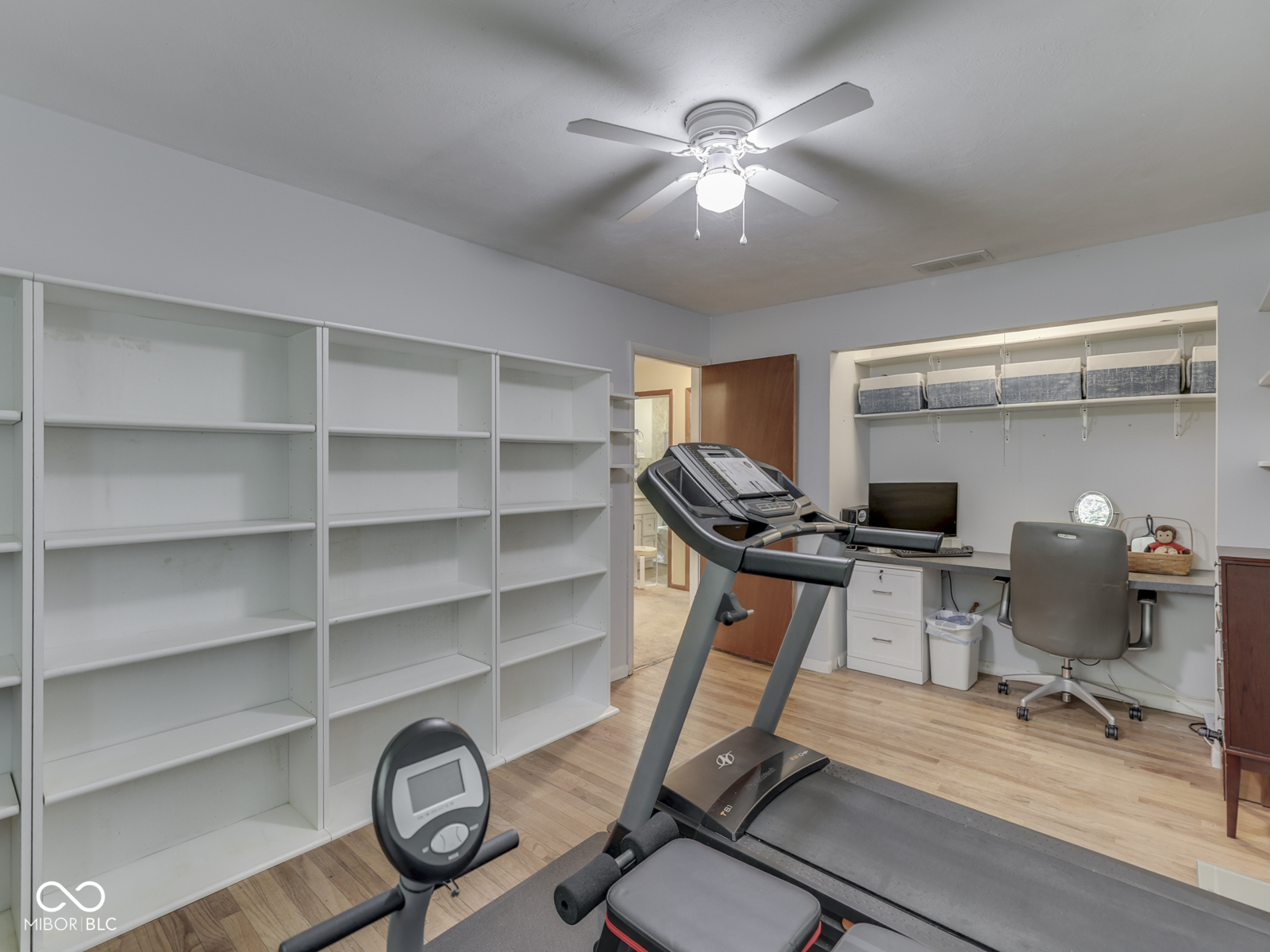 343 E Waterbury Road