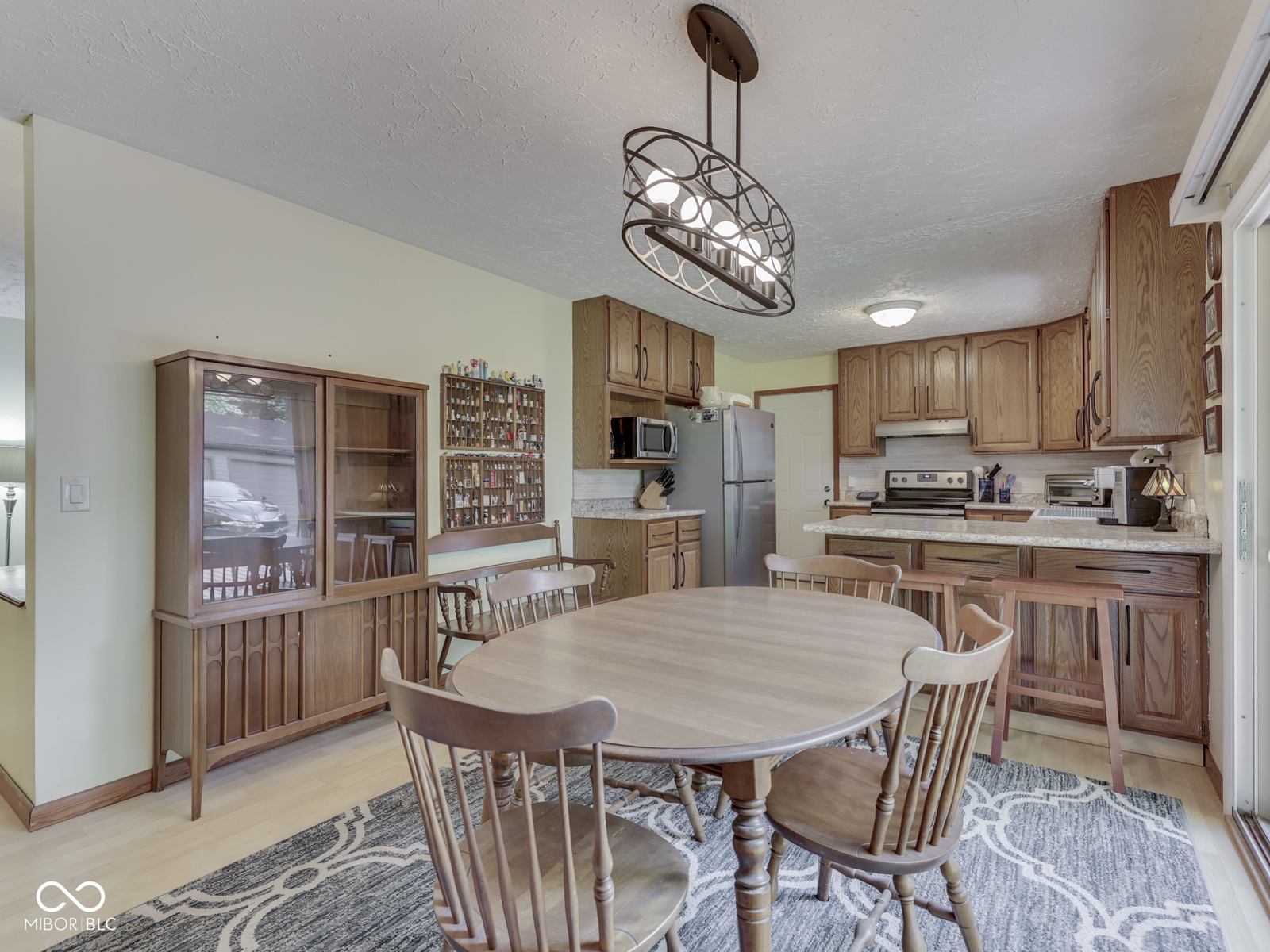 343 E Waterbury Road