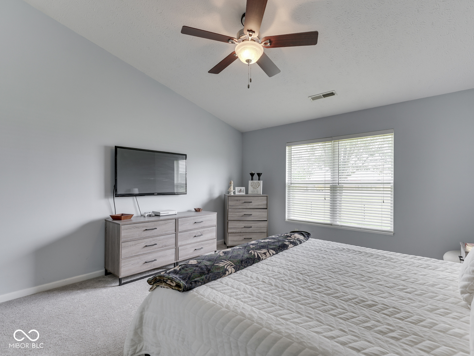 2734 Newaygo Drive