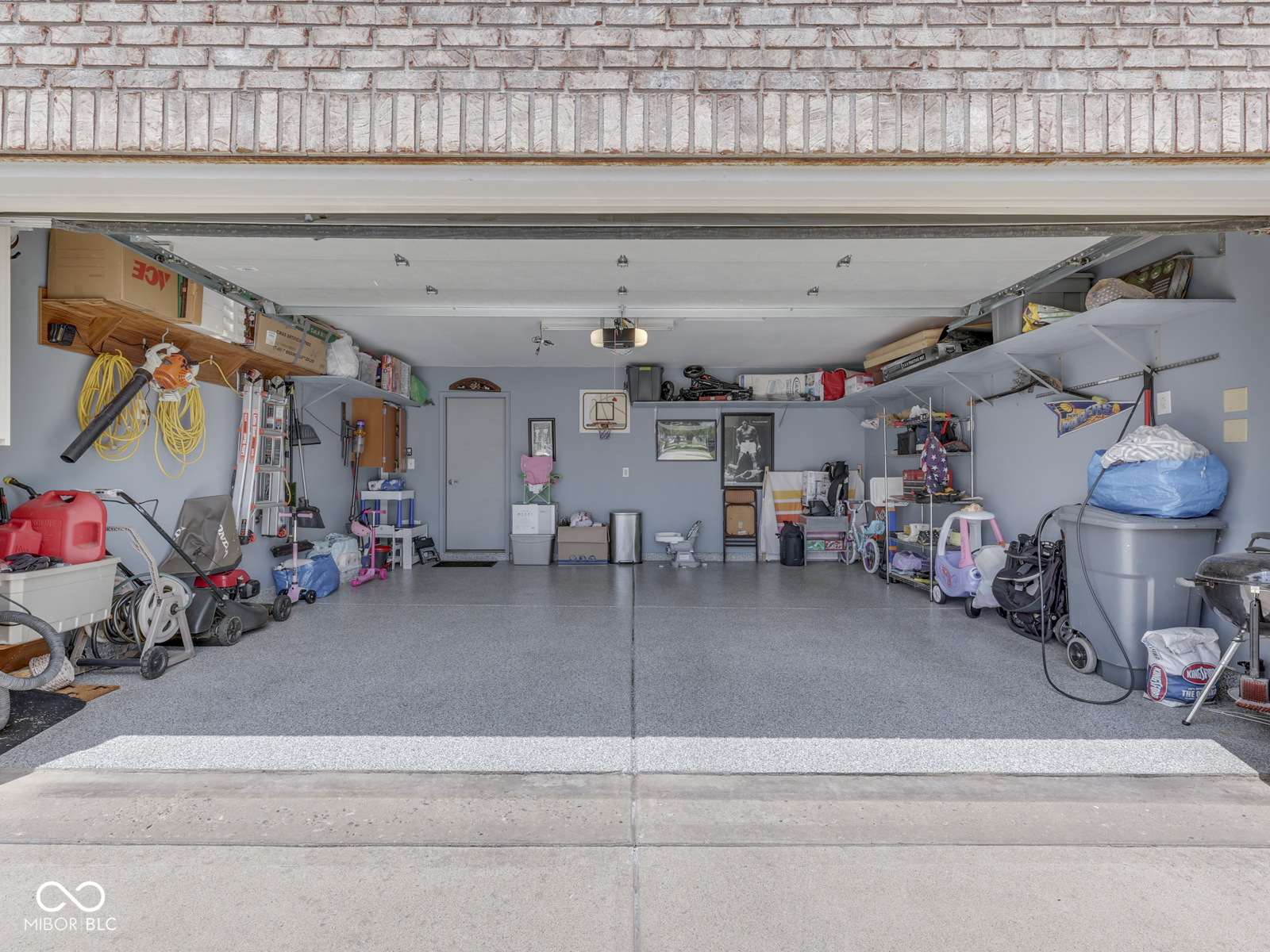 2734 Newaygo Drive