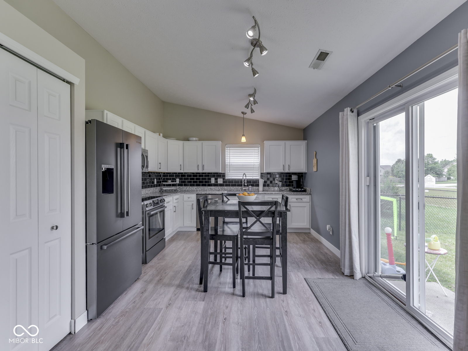 2734 Newaygo Drive