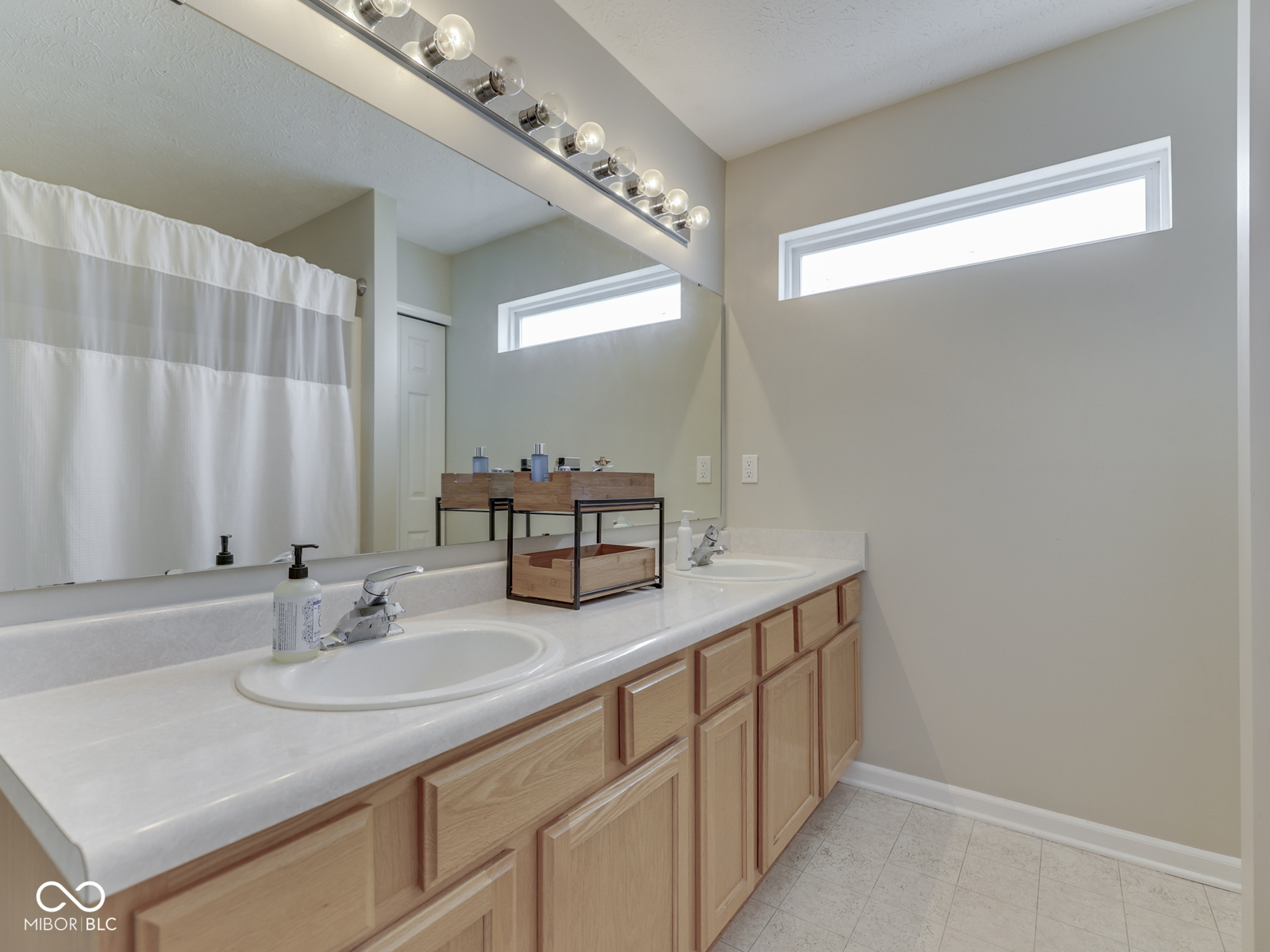 2734 Newaygo Drive
