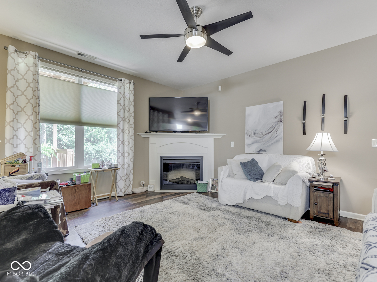 3962 Kristi Way