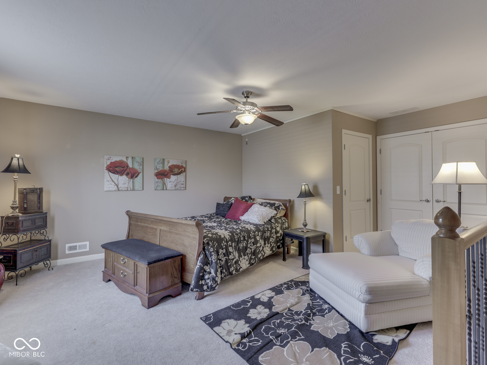 3962 Kristi Way