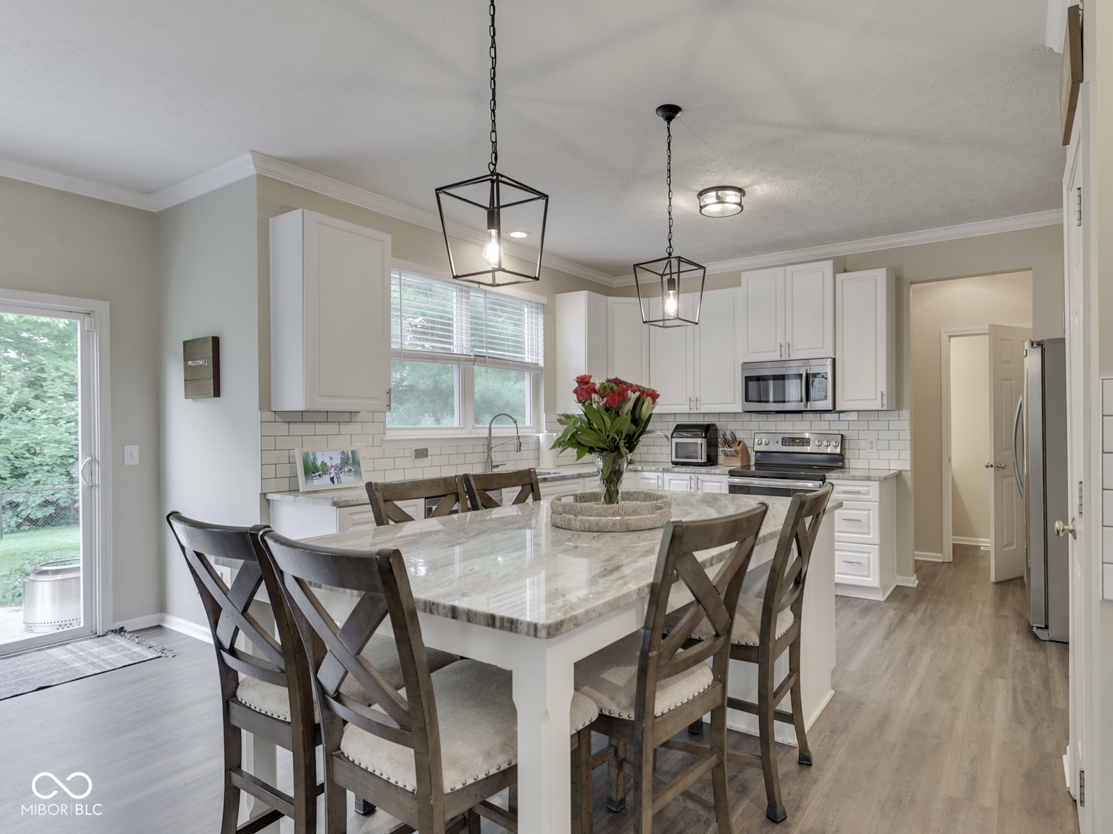 257 Wakefield Drive E