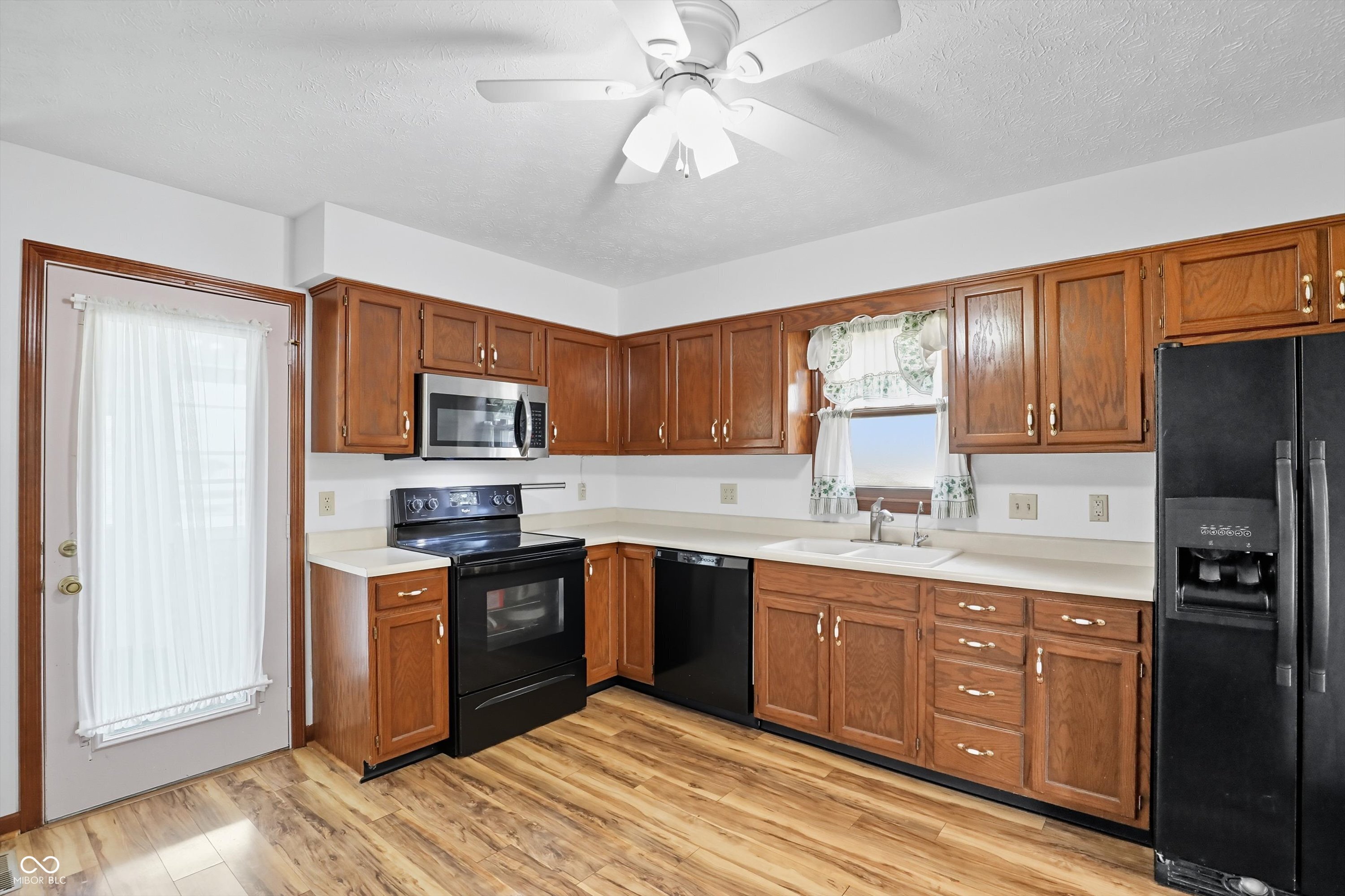 146 Dover Boulevard N