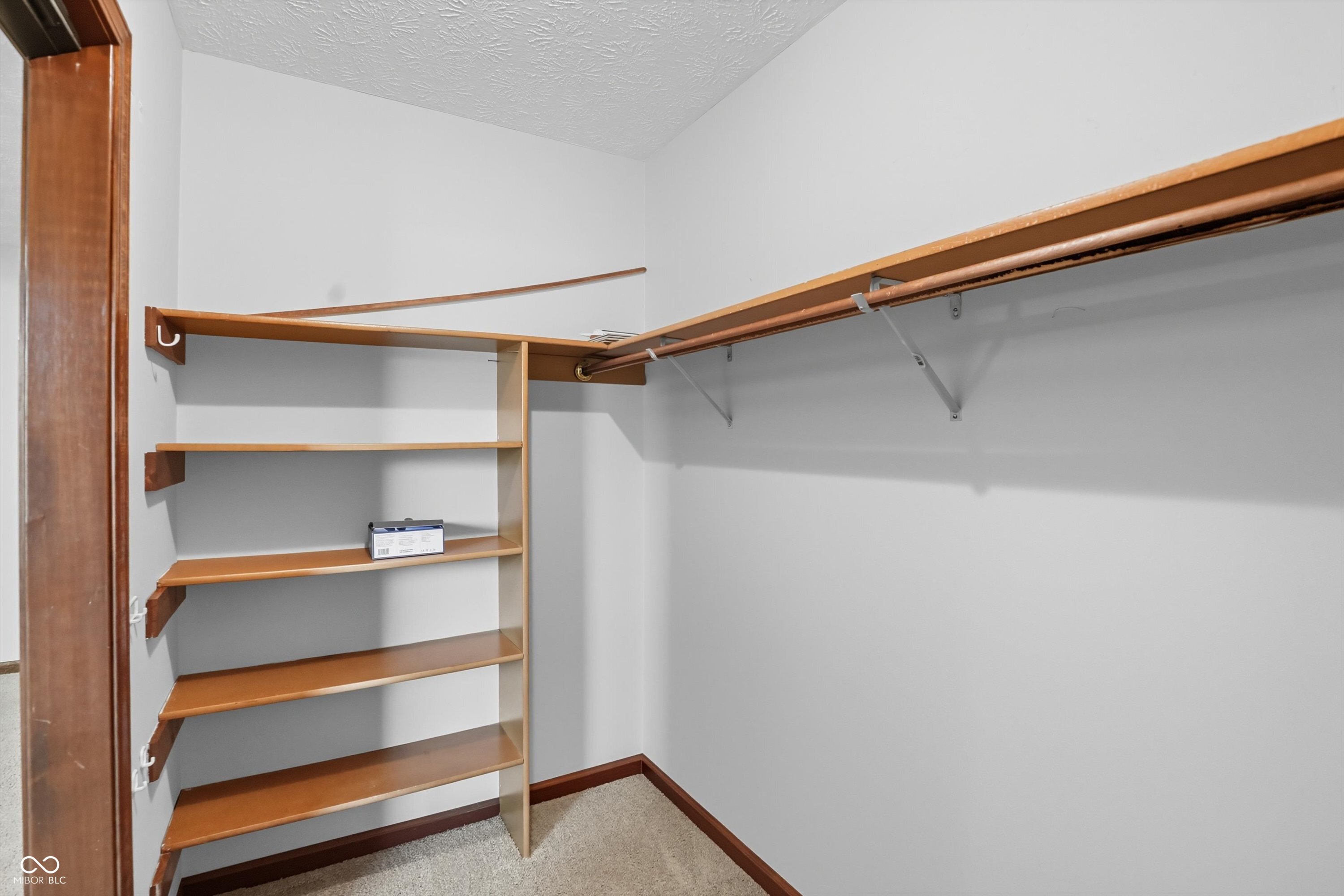 146 Dover Boulevard N