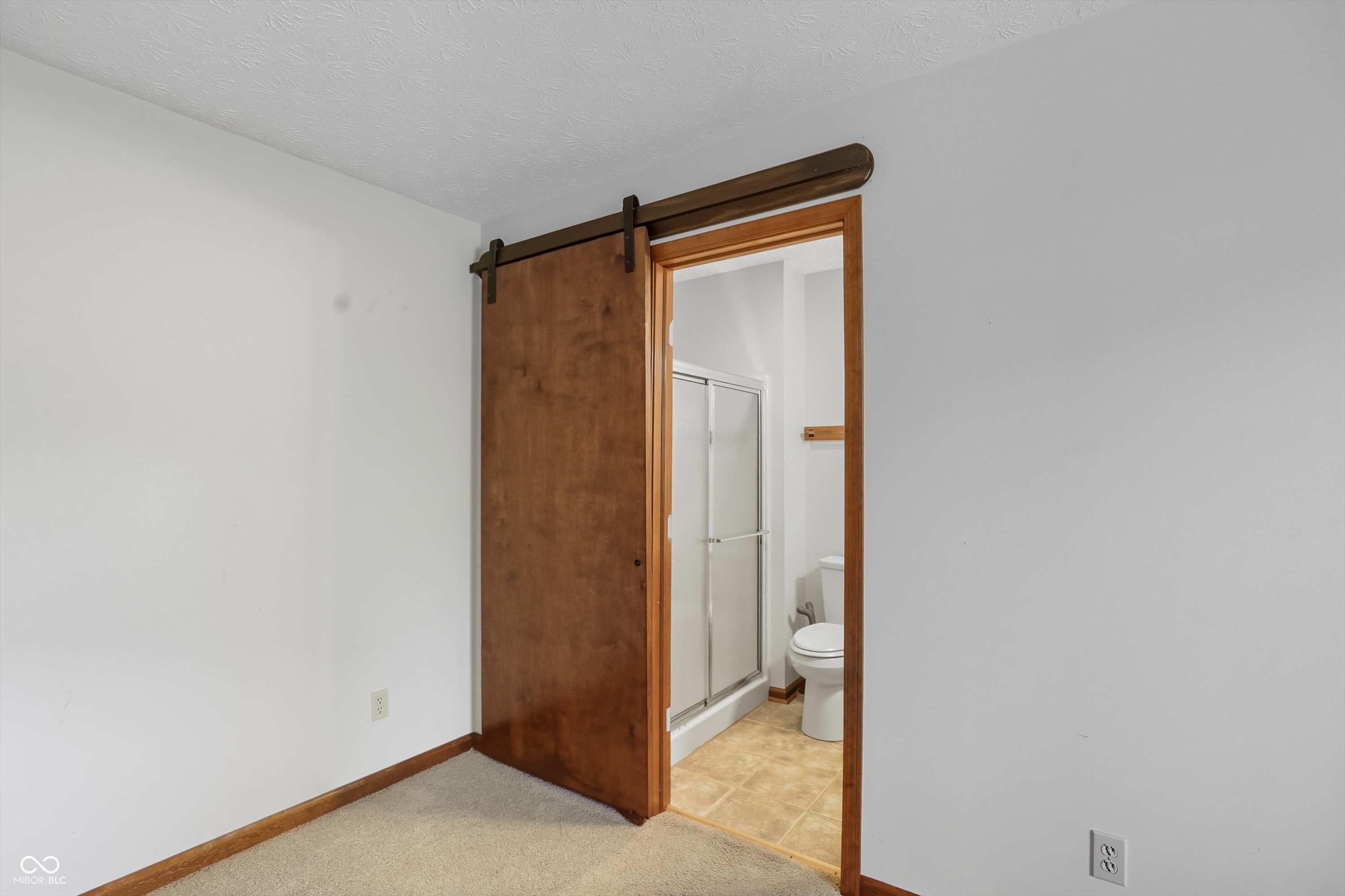 146 Dover Boulevard N