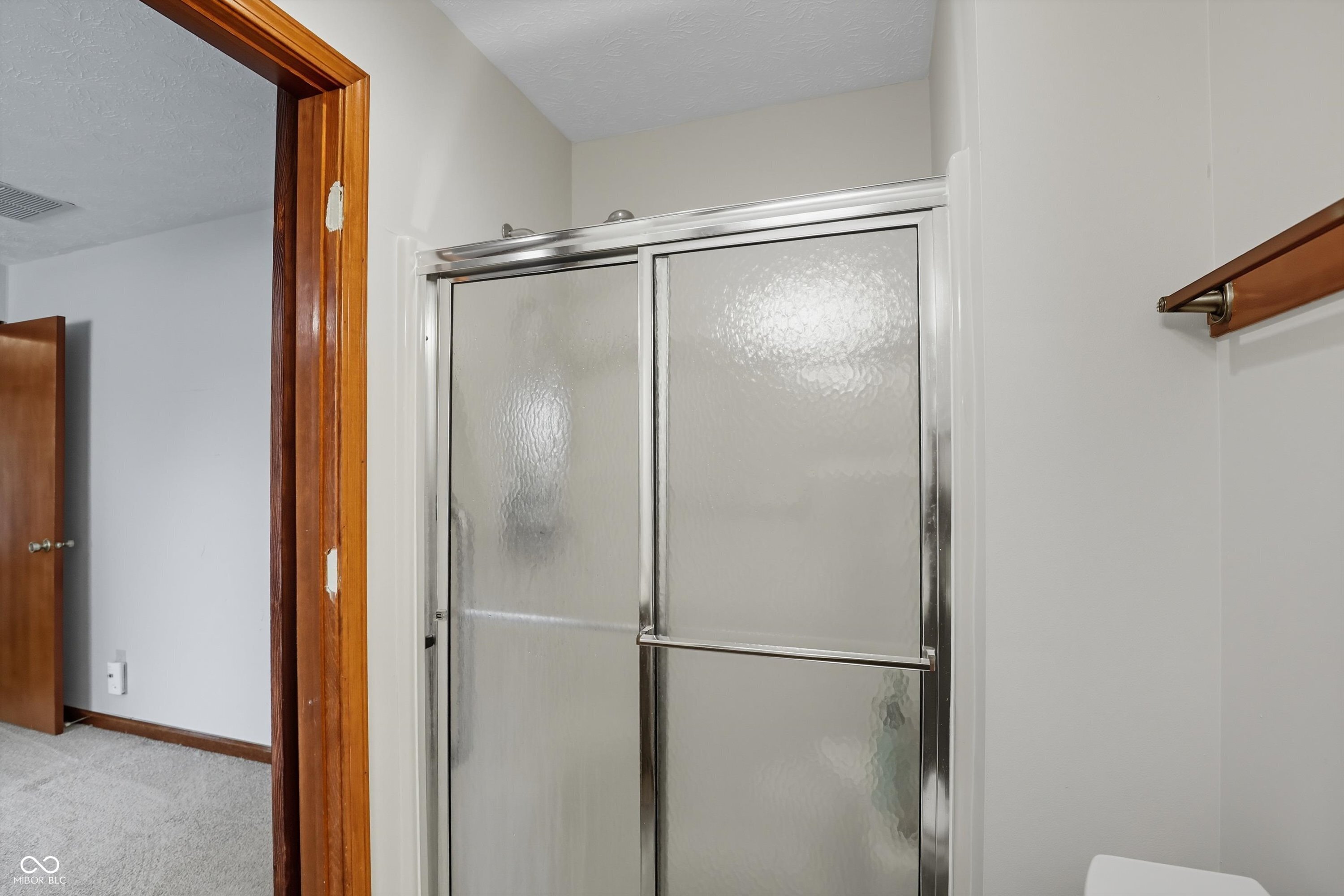 146 Dover Boulevard N