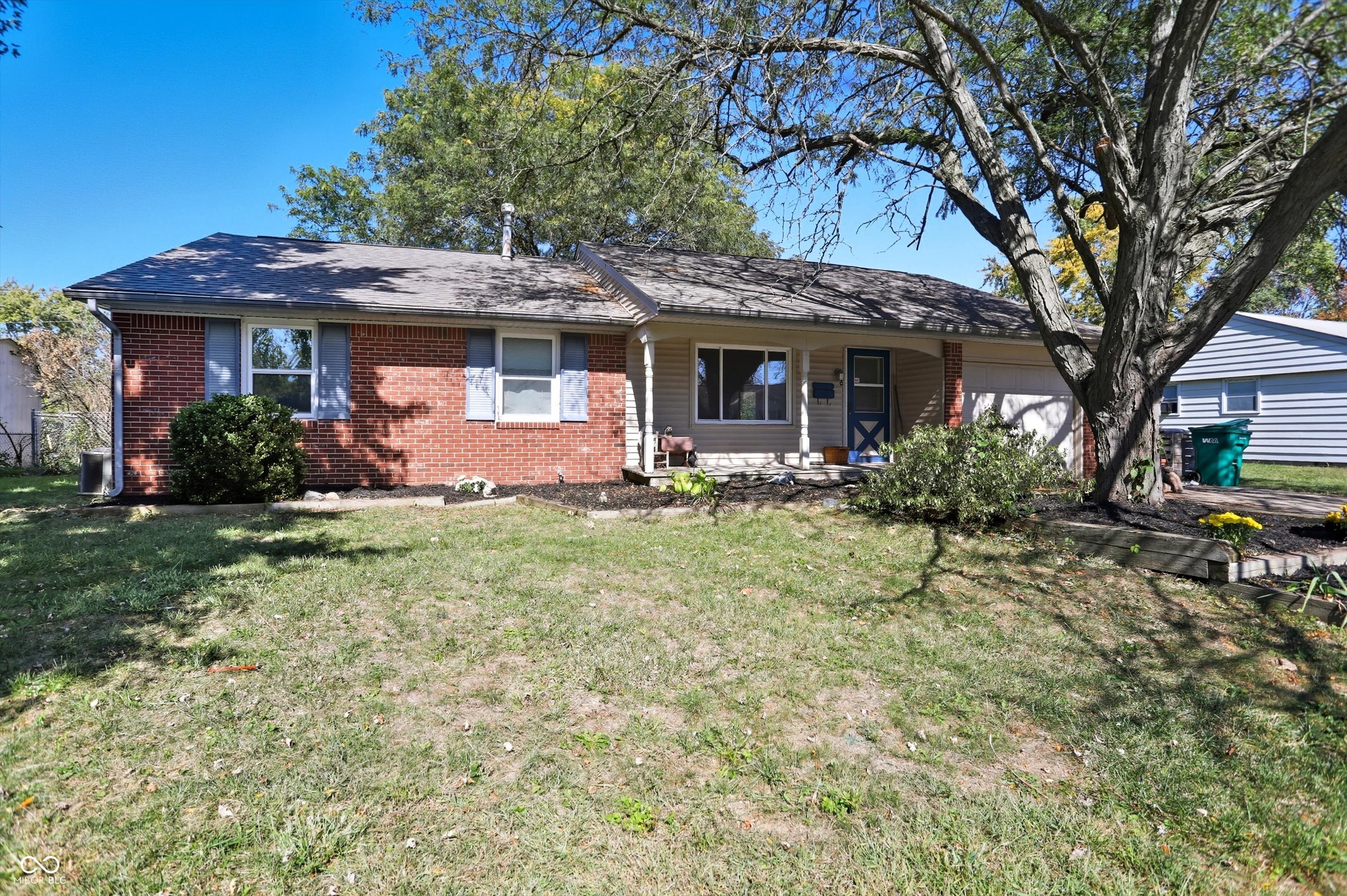 308 Maplebrook Drive