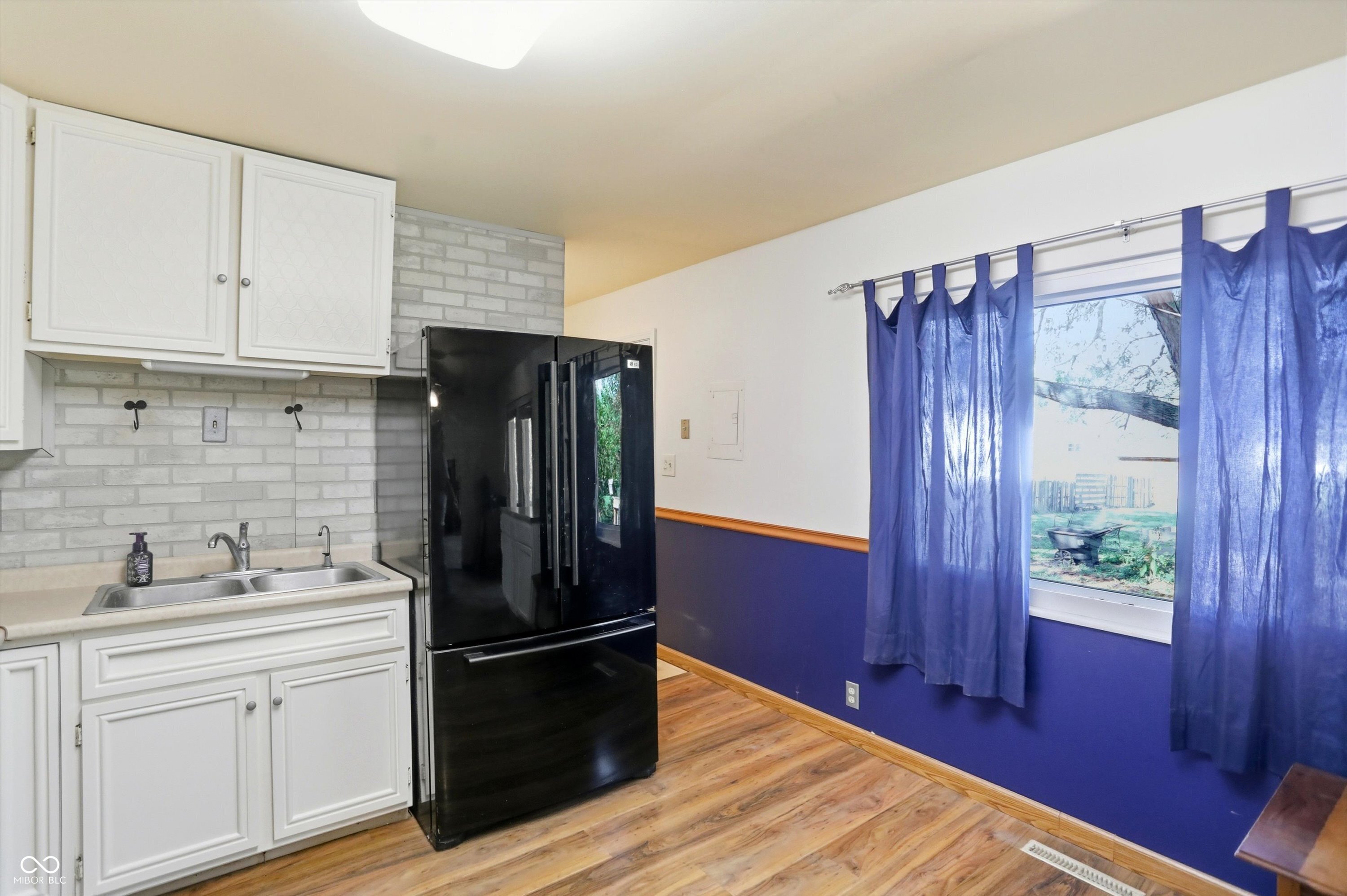 308 Maplebrook Drive