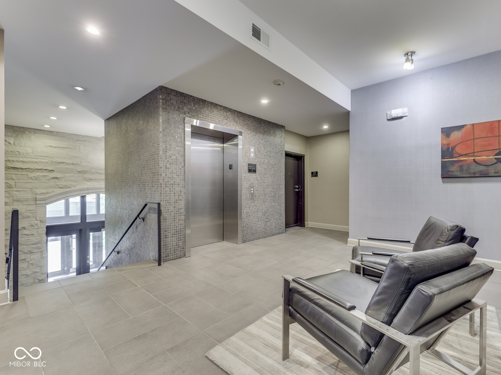 222 N East Street Unit: 103