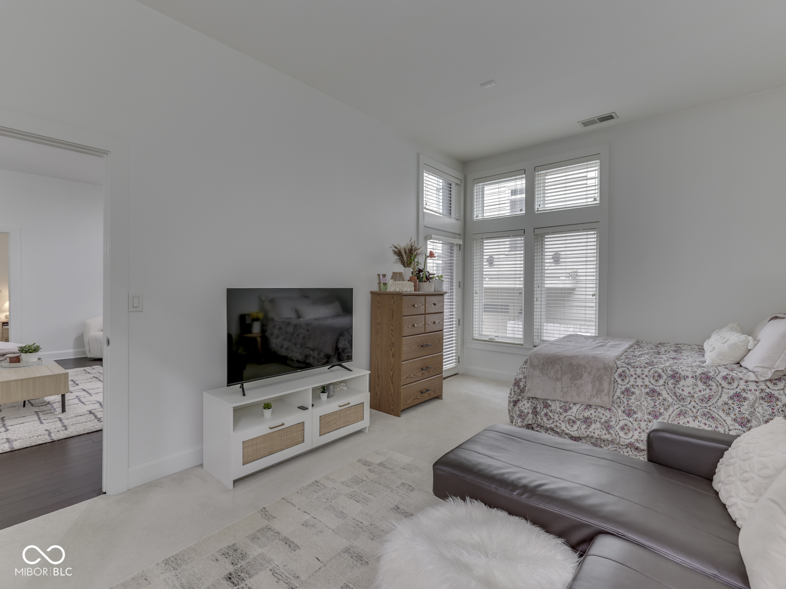 222 N East Street Unit: 103