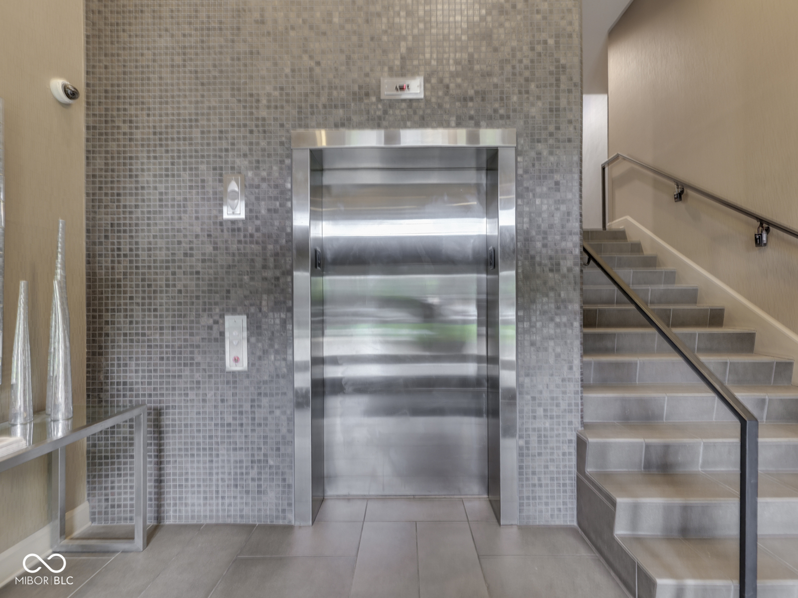 222 N East Street Unit: 103