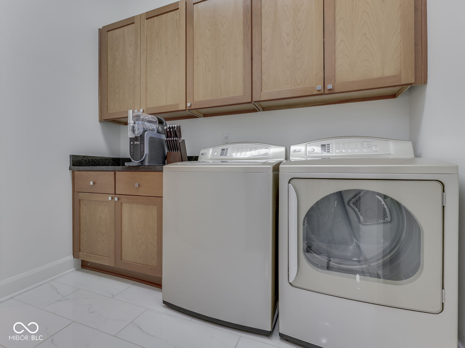 222 N East Street Unit: 103