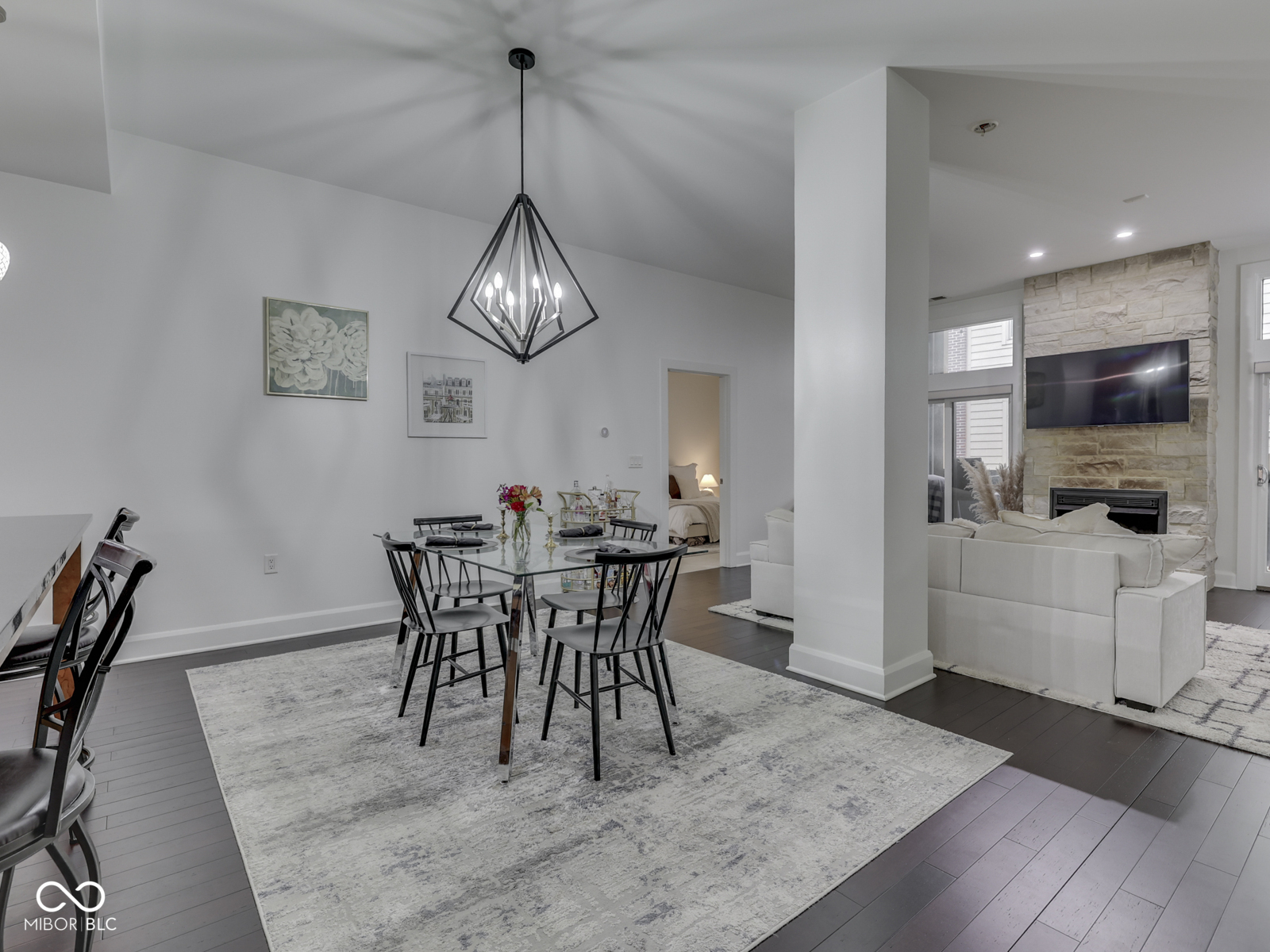 222 N East Street Unit: 103