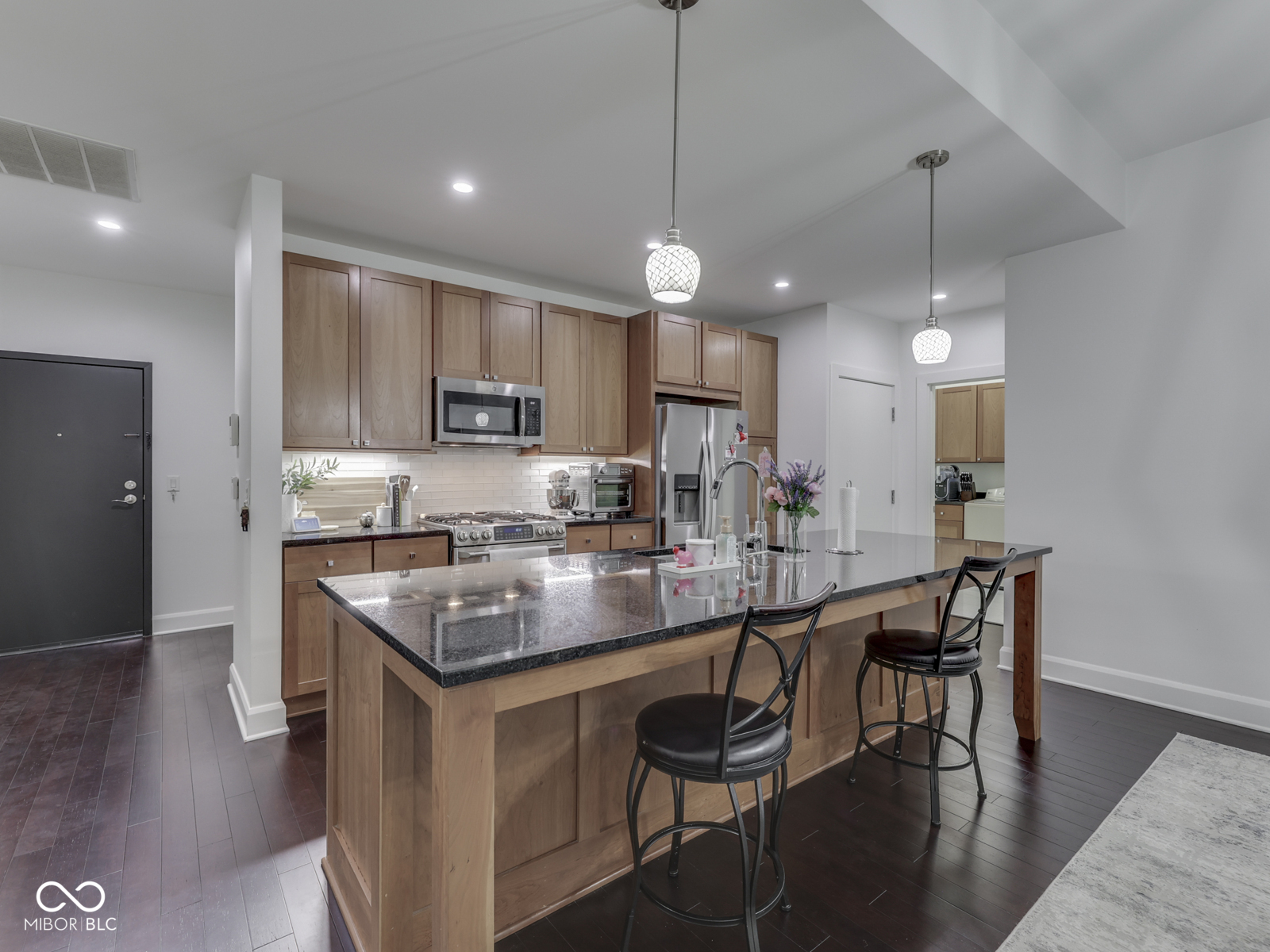 222 N East Street Unit: 103