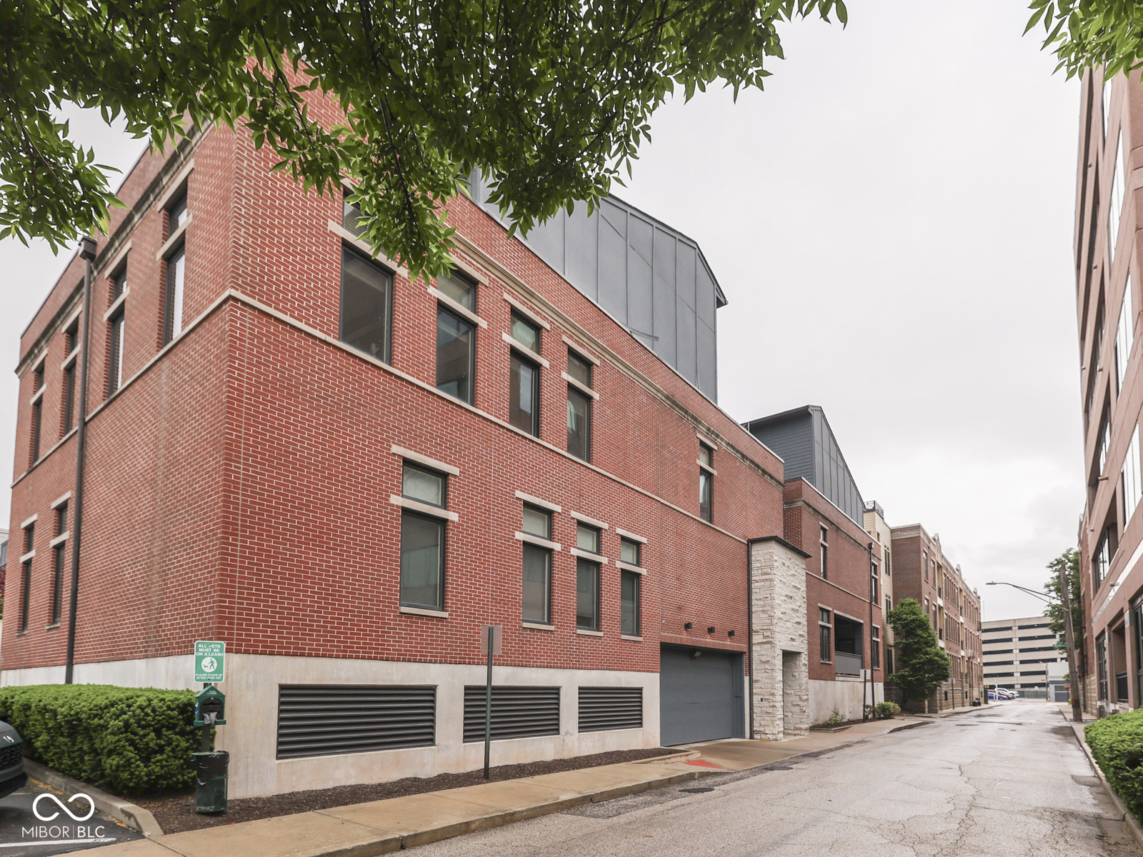 222 N East Street Unit: 103