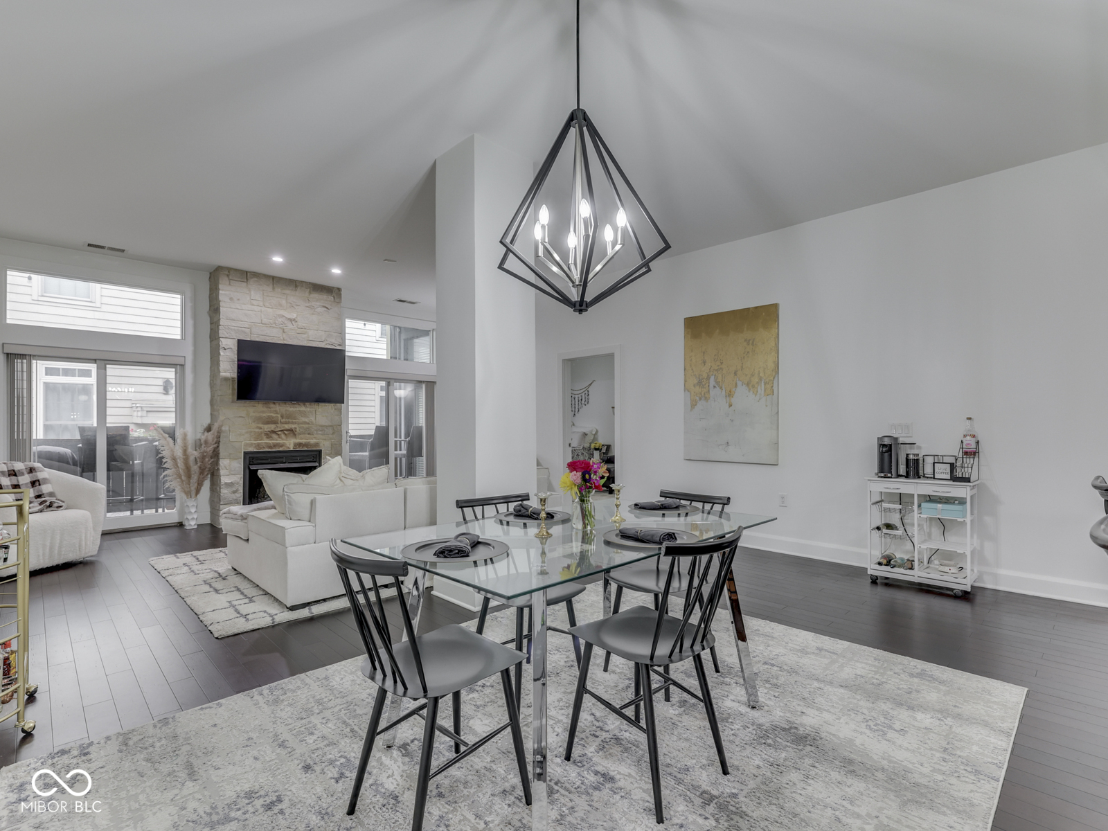 222 N East Street Unit: 103