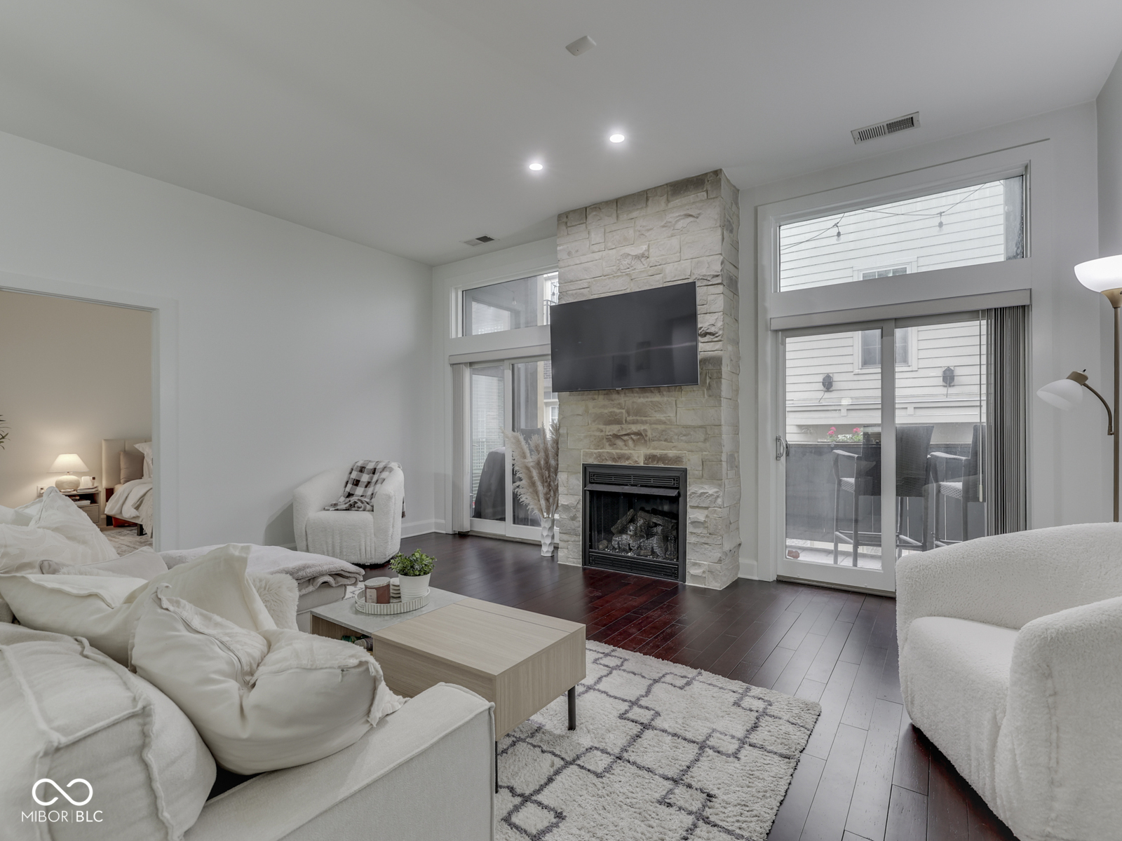 222 N East Street Unit: 103