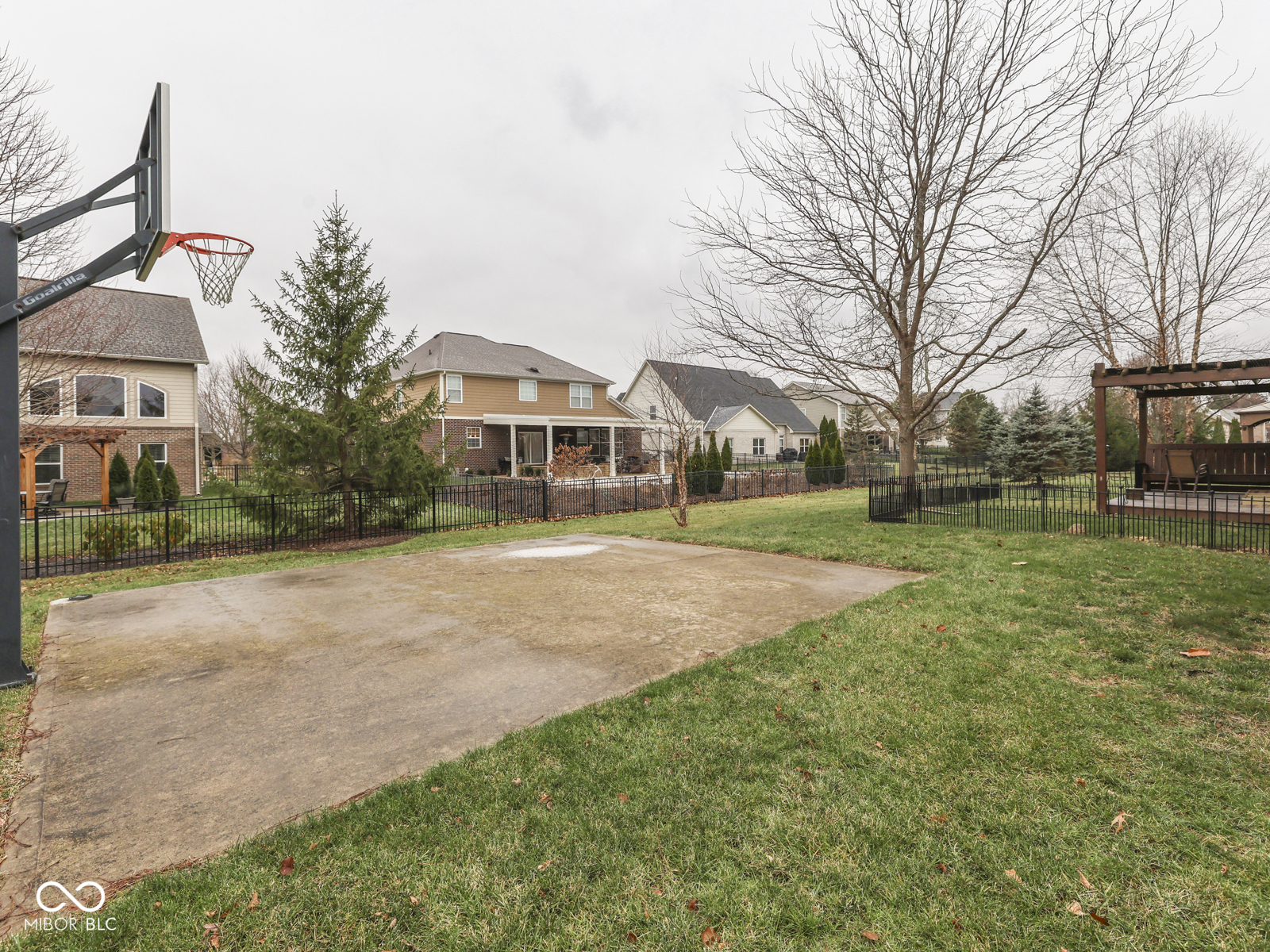 4687 Shady Ridge Row