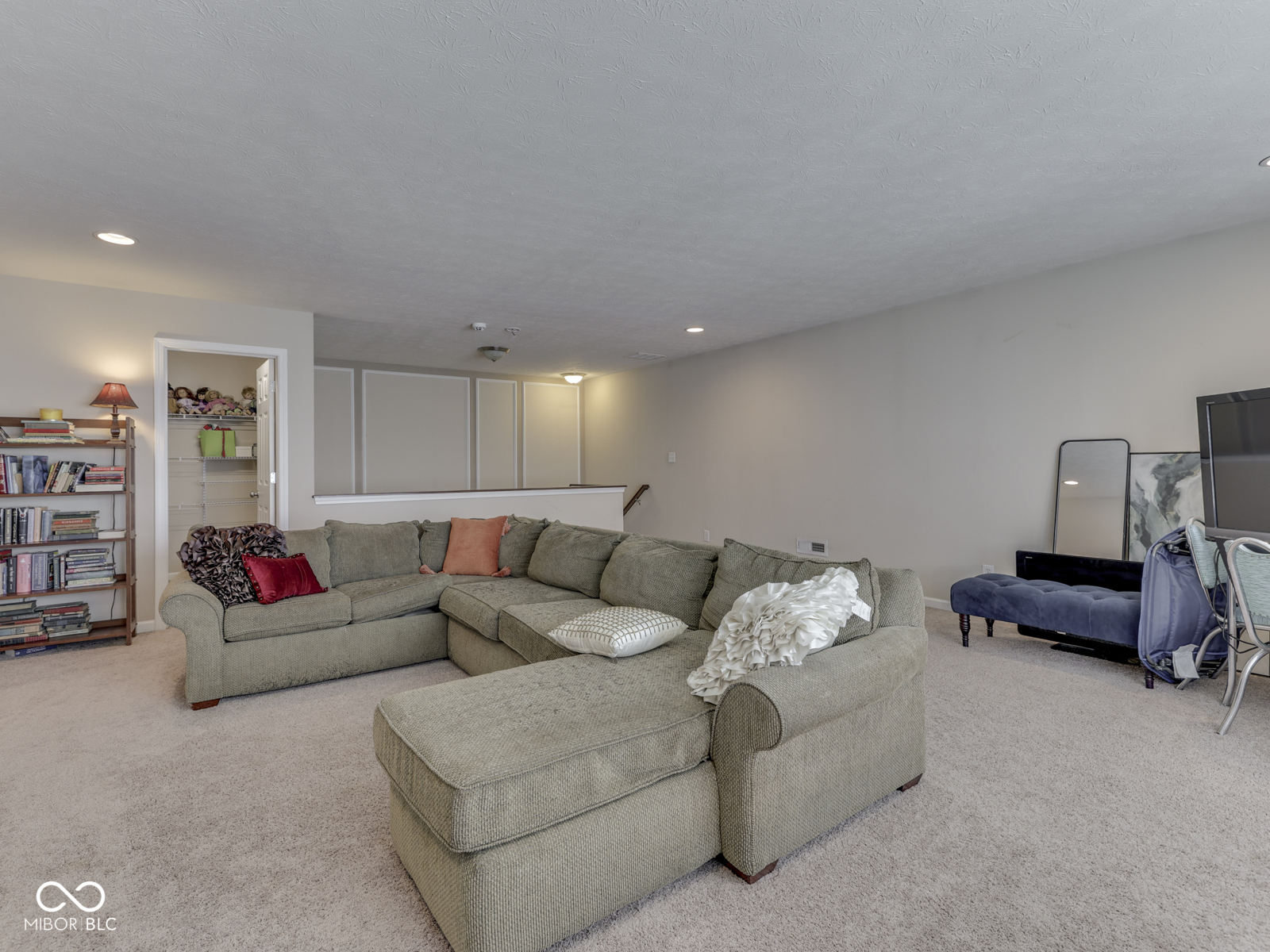4687 Shady Ridge Row