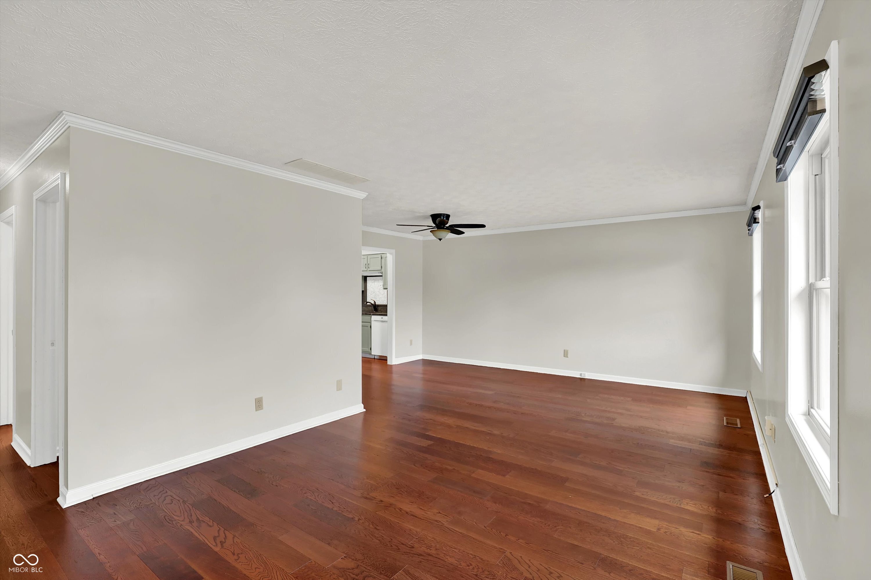 673 Eagle Parkway Unit: 14