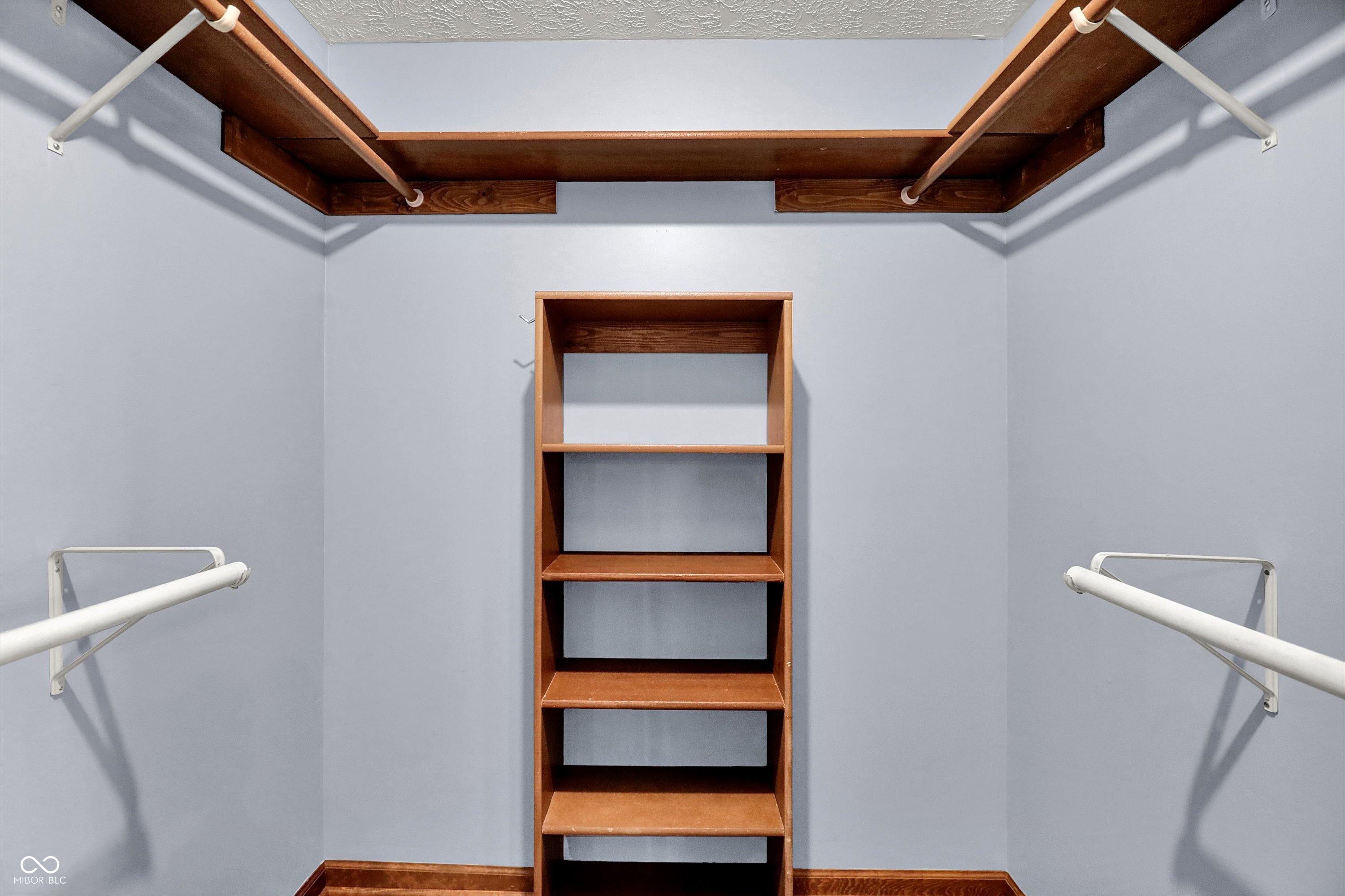 673 Eagle Parkway Unit: 14