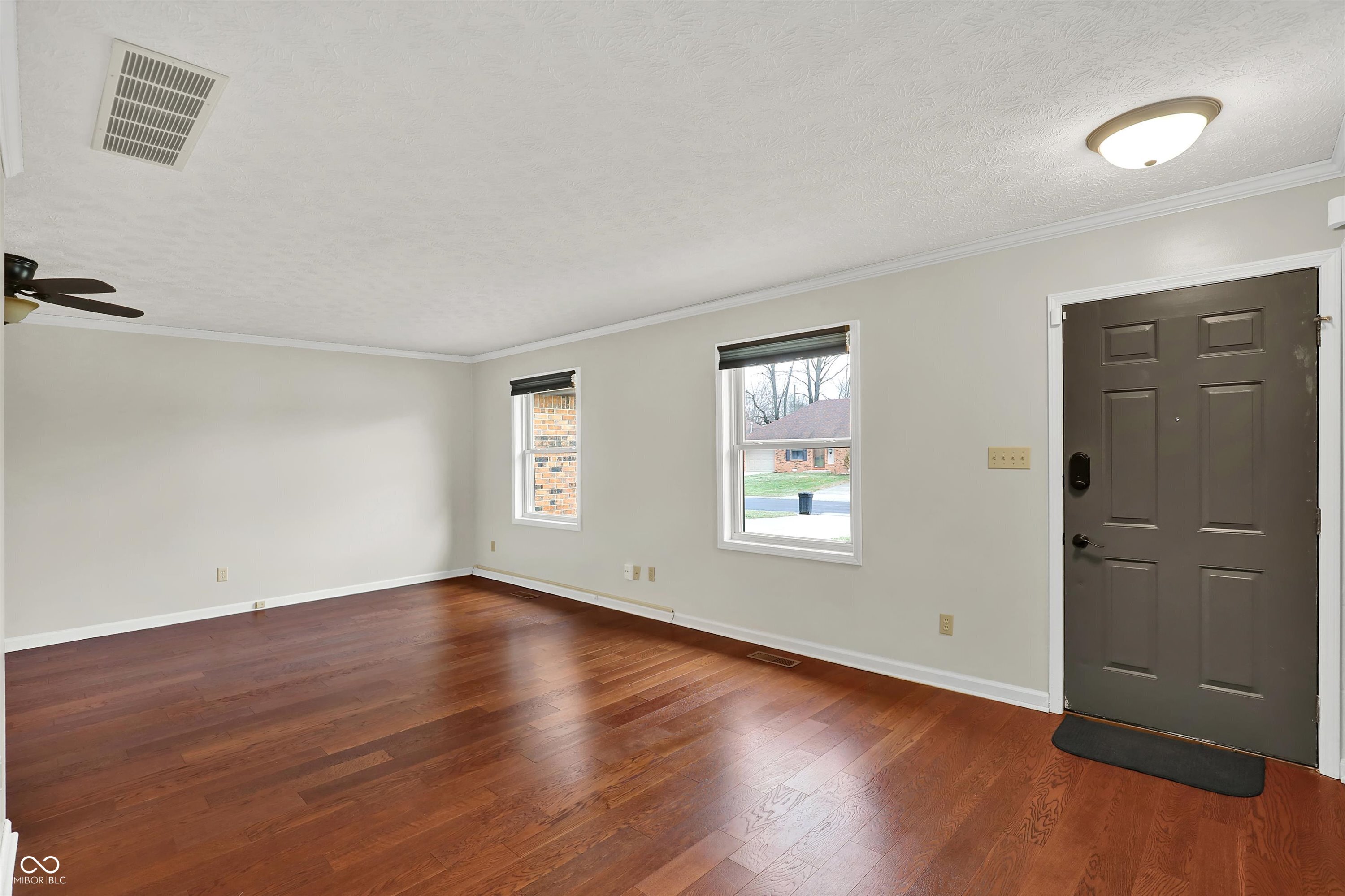 673 Eagle Parkway Unit: 14