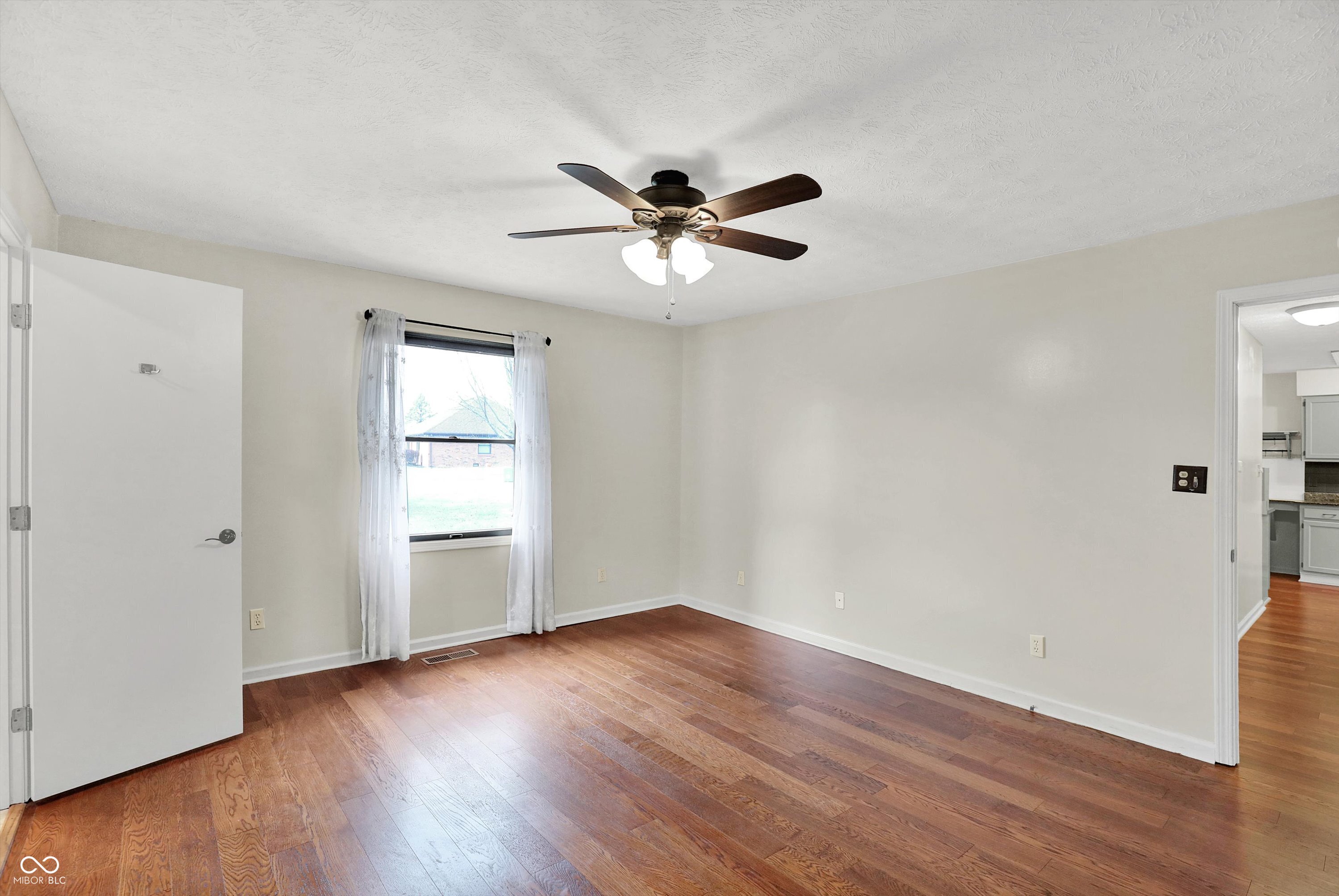 673 Eagle Parkway Unit: 14