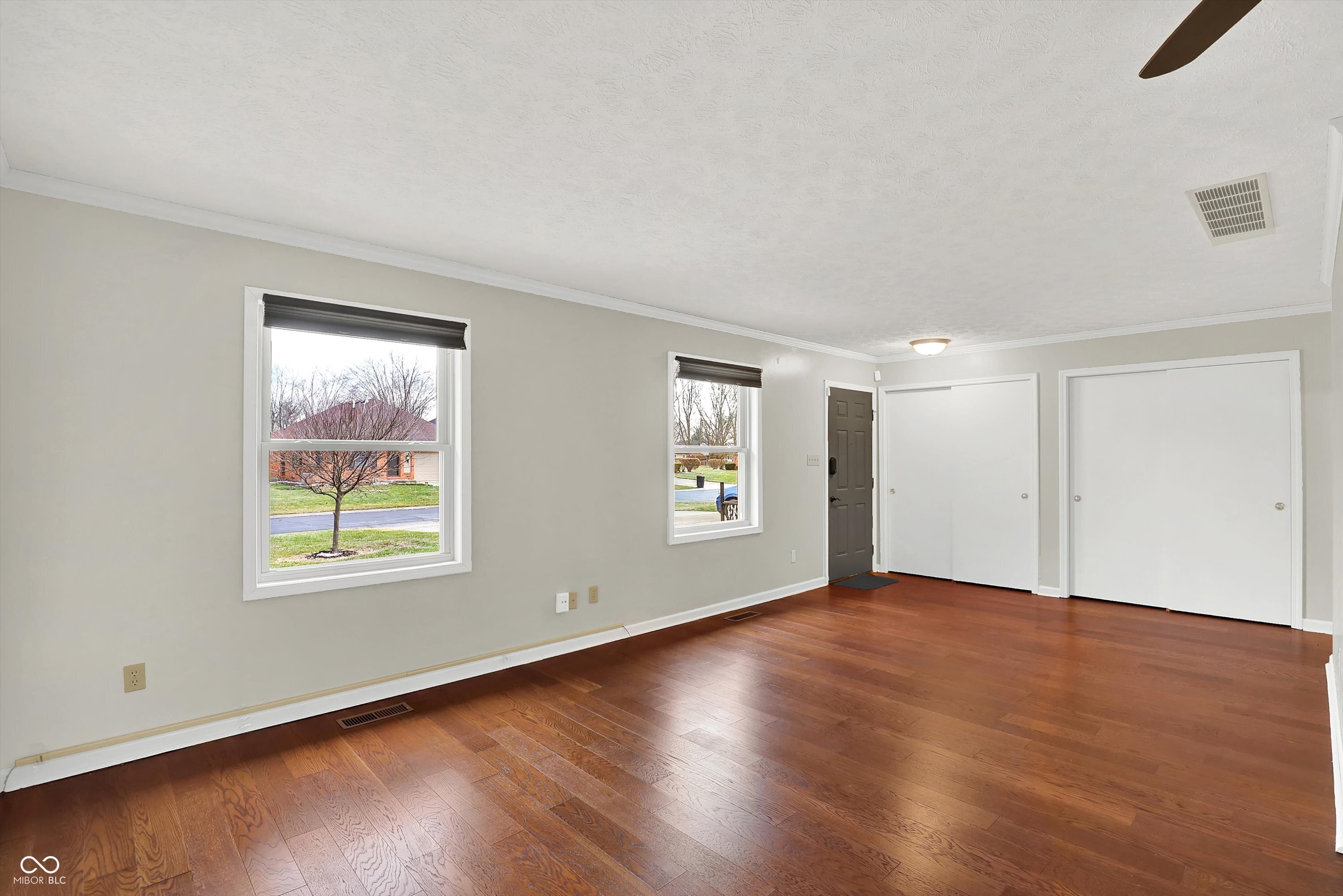 673 Eagle Parkway Unit: 14