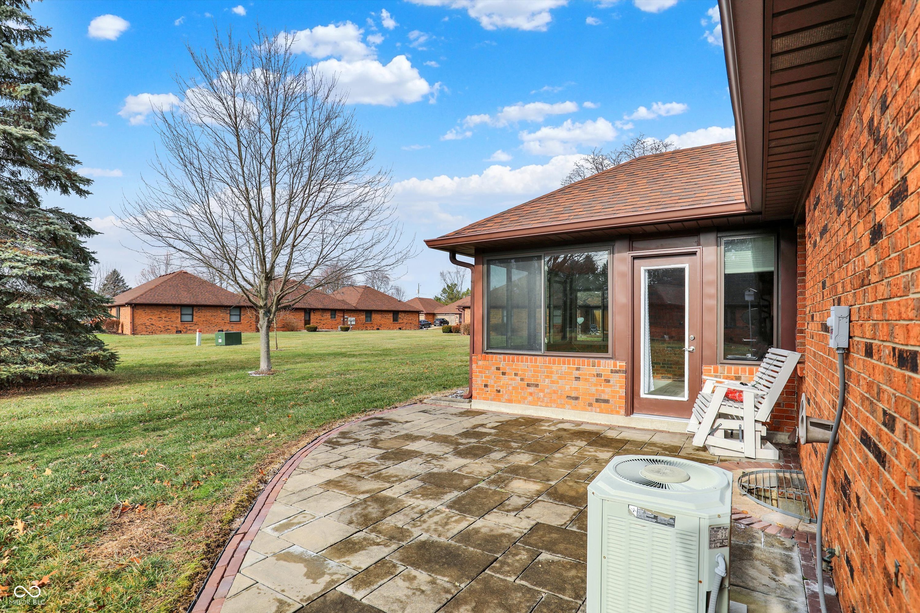 673 Eagle Parkway Unit: 14