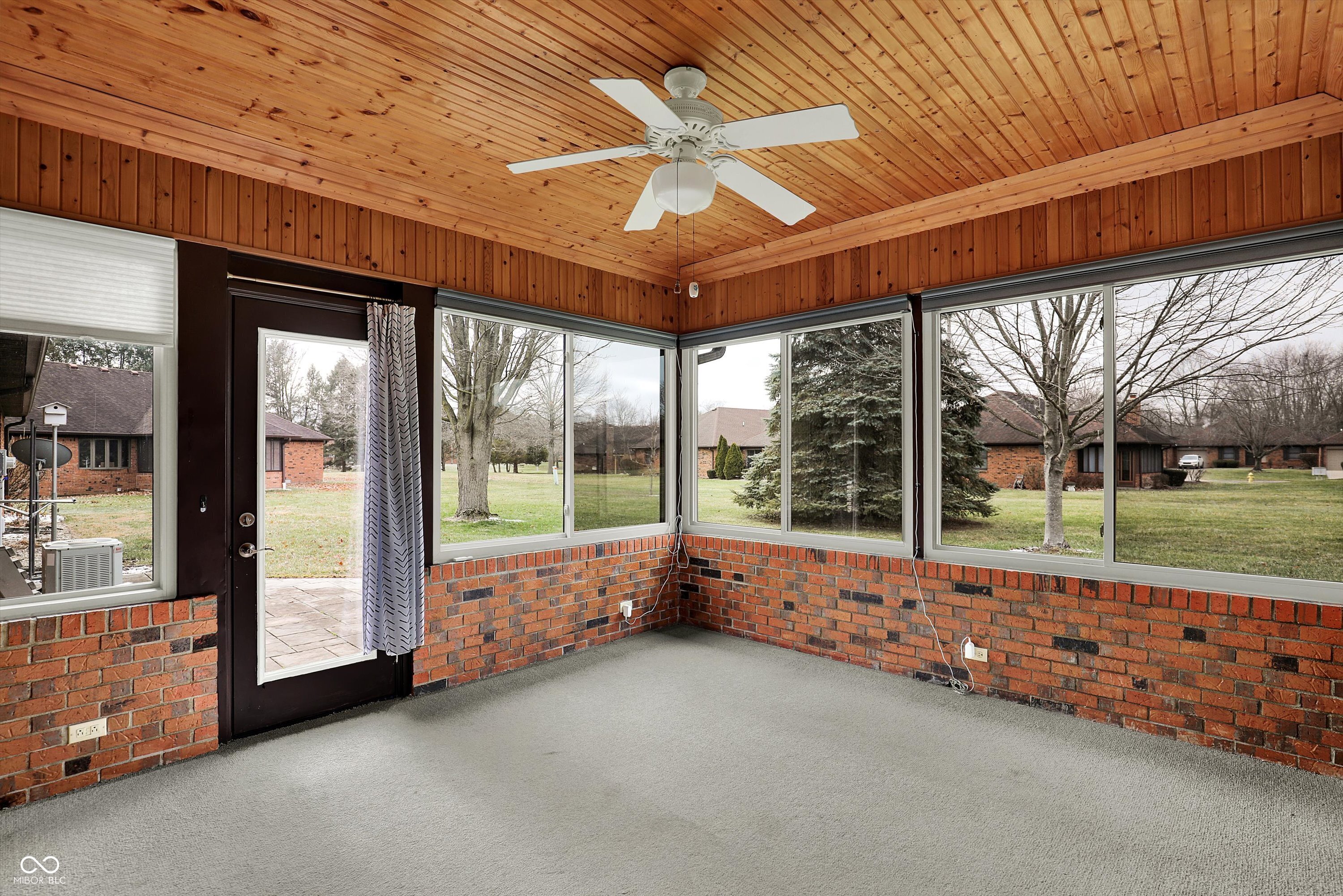 673 Eagle Parkway Unit: 14