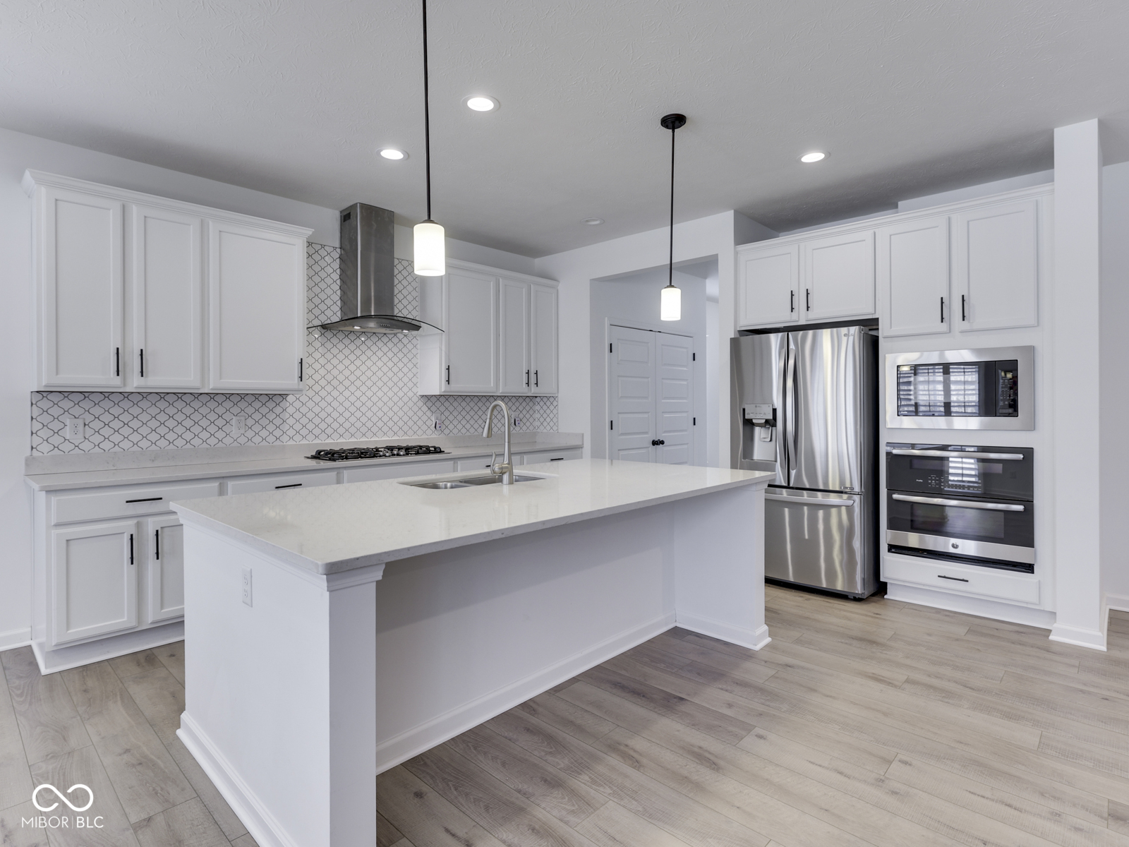 3890 Stonemeadow Drive