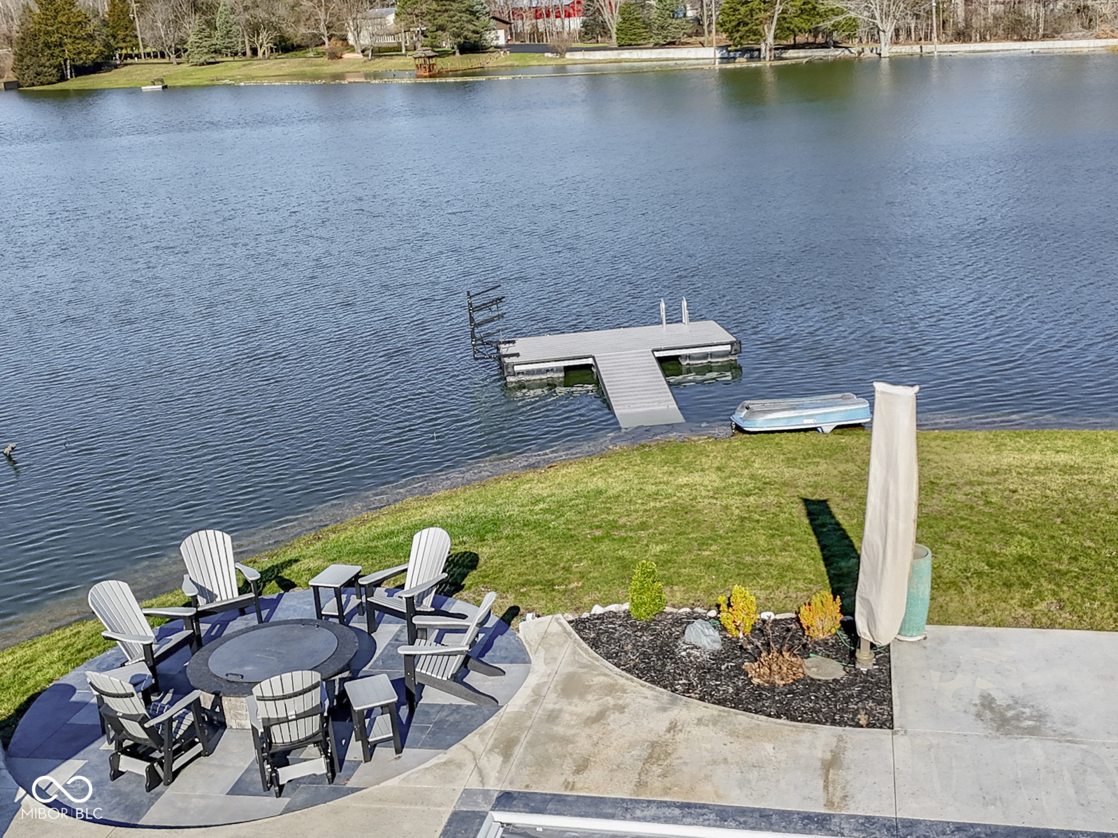 4652 Waters Edge Way