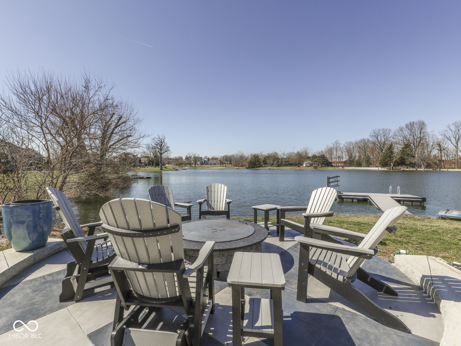 4652 Waters Edge Way