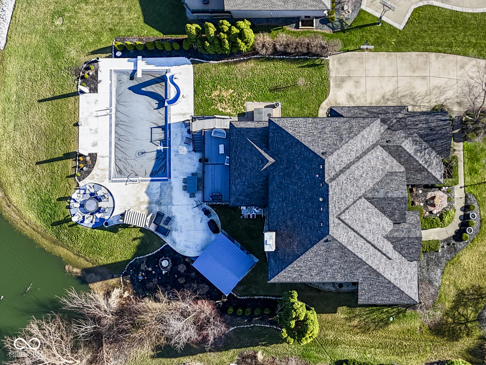 4652 Waters Edge Way