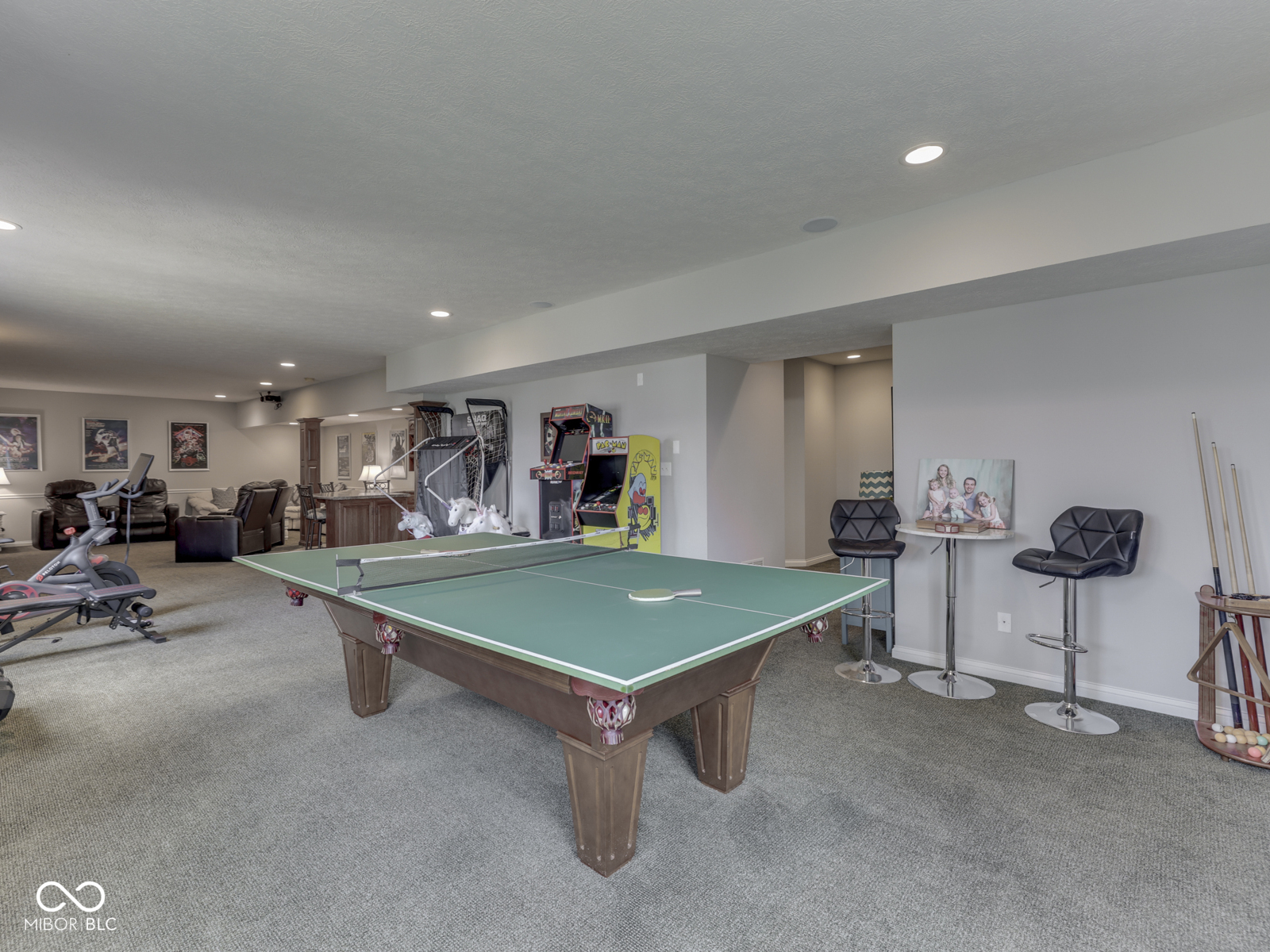 4652 Waters Edge Way