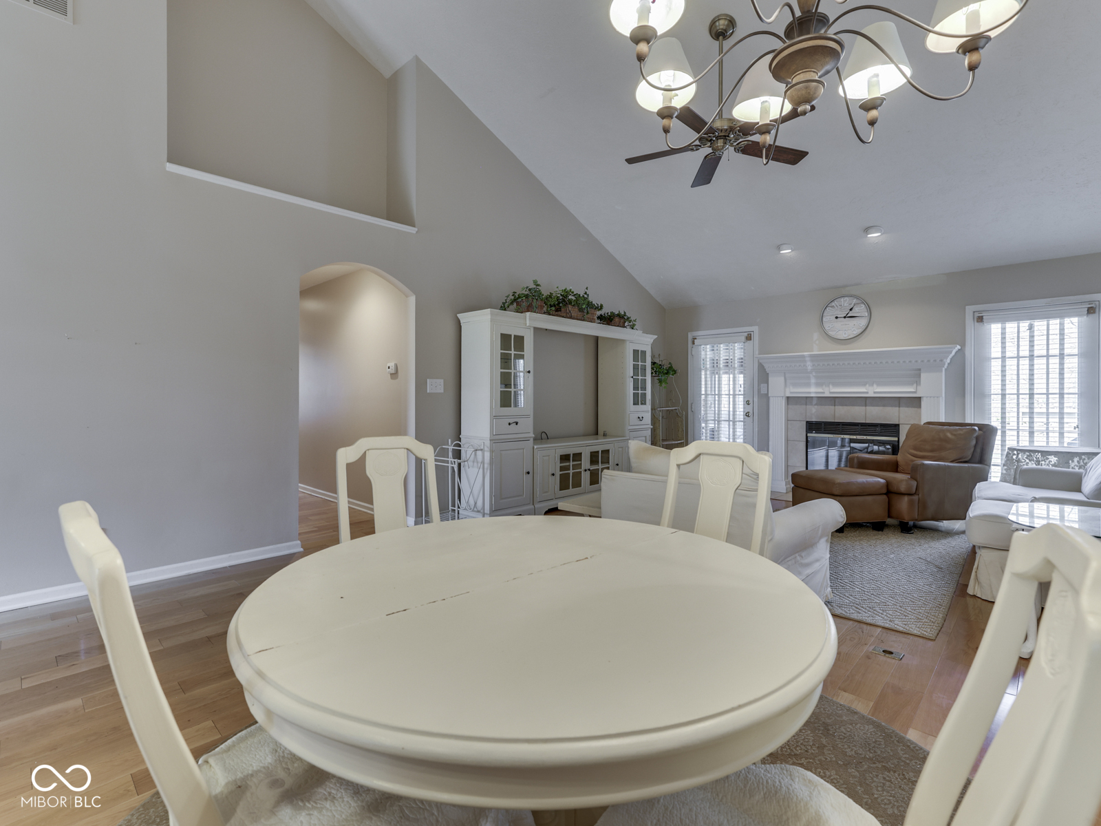 1132 Kay Drive