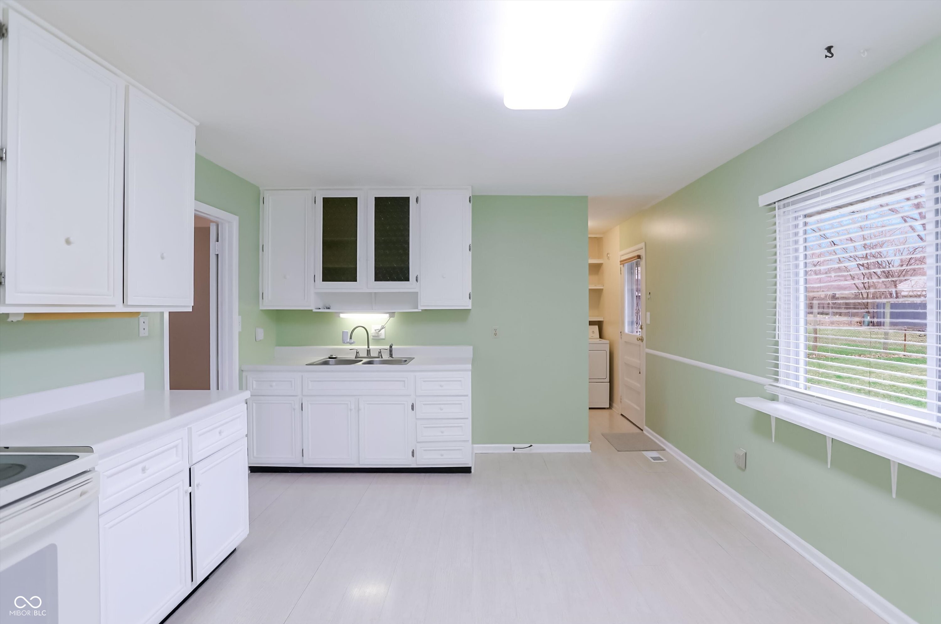 4425 Dartmoor Drive