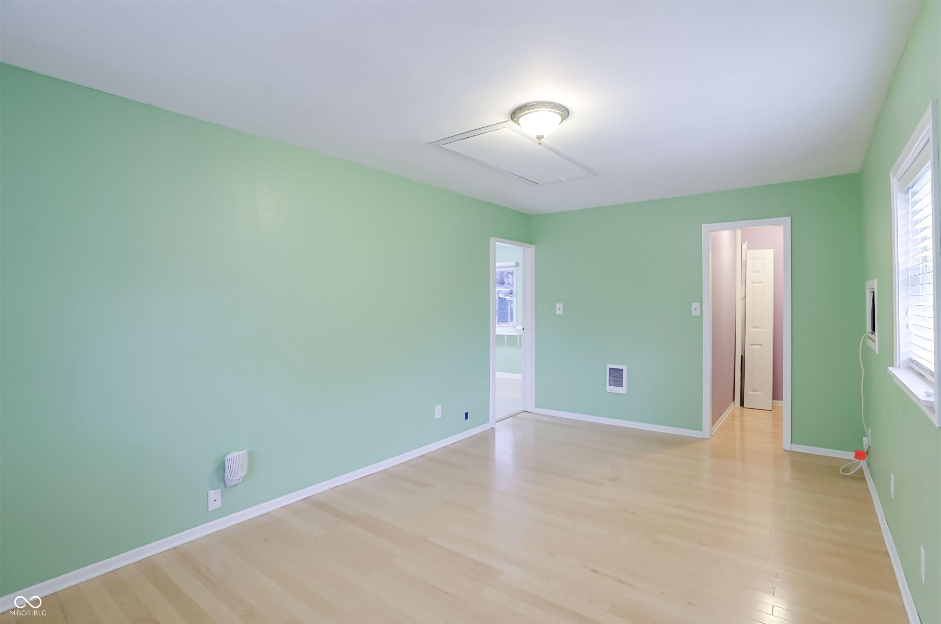 4425 Dartmoor Drive