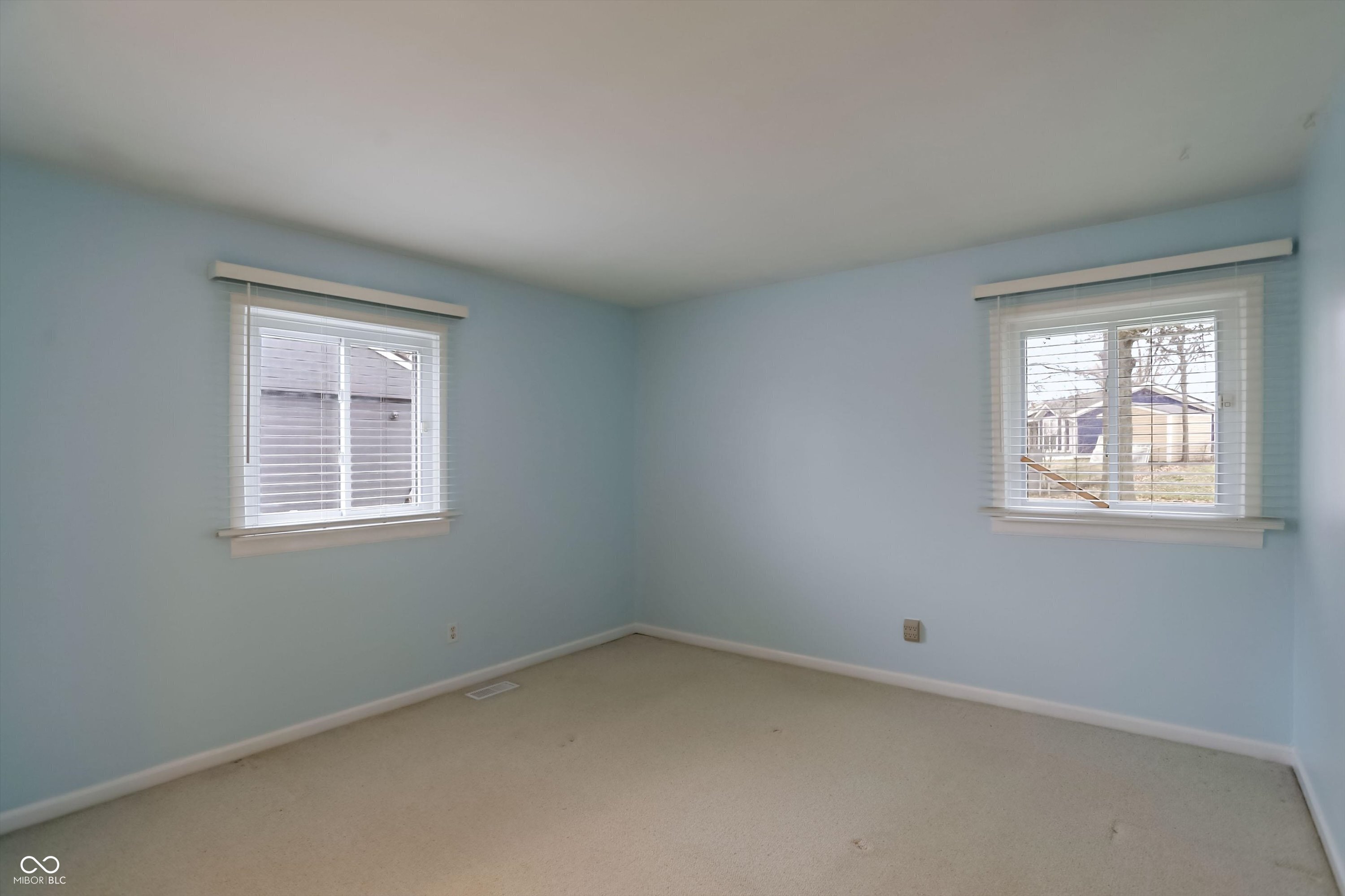 4425 Dartmoor Drive