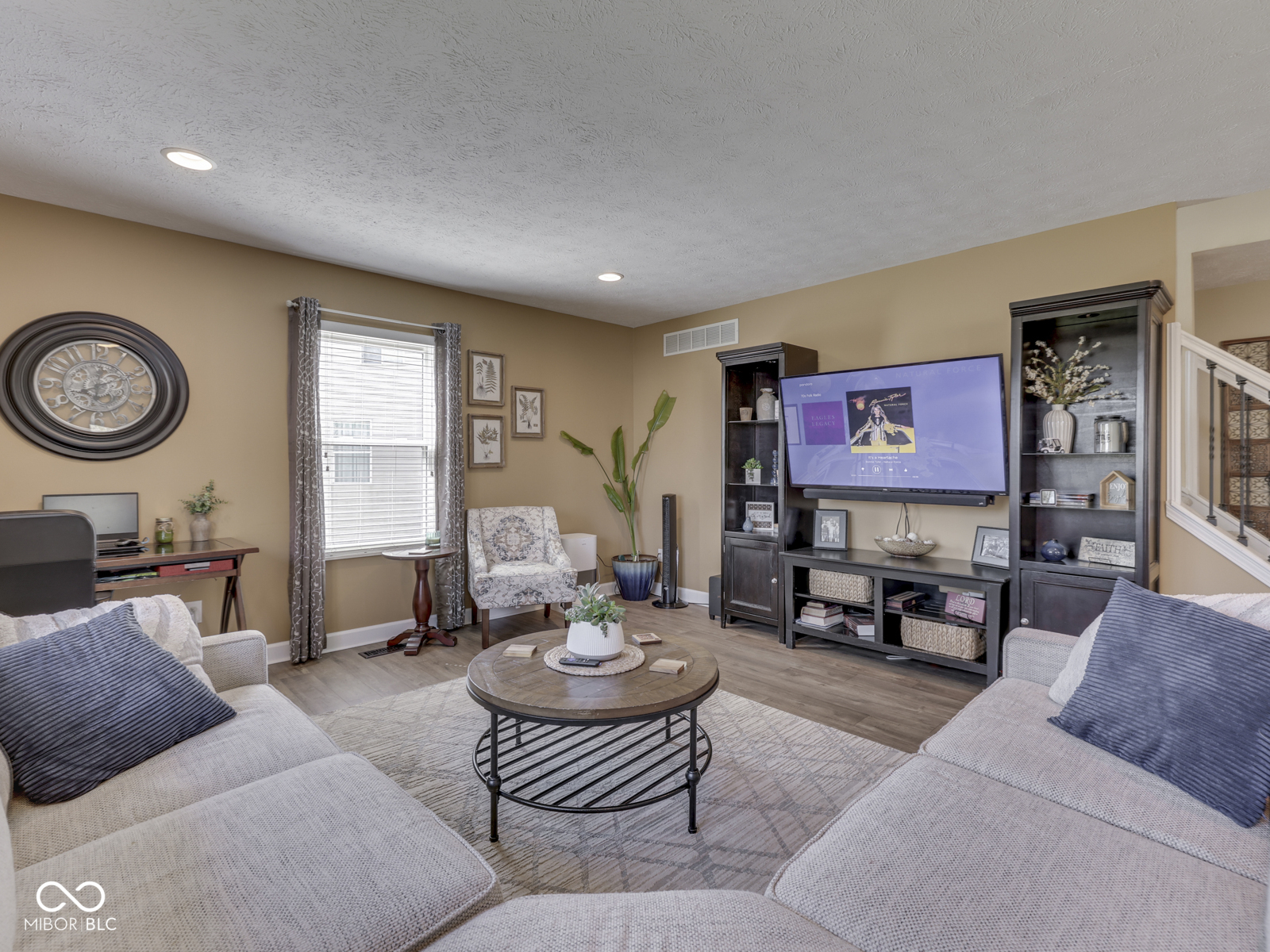 1269 Burr Oak Circle