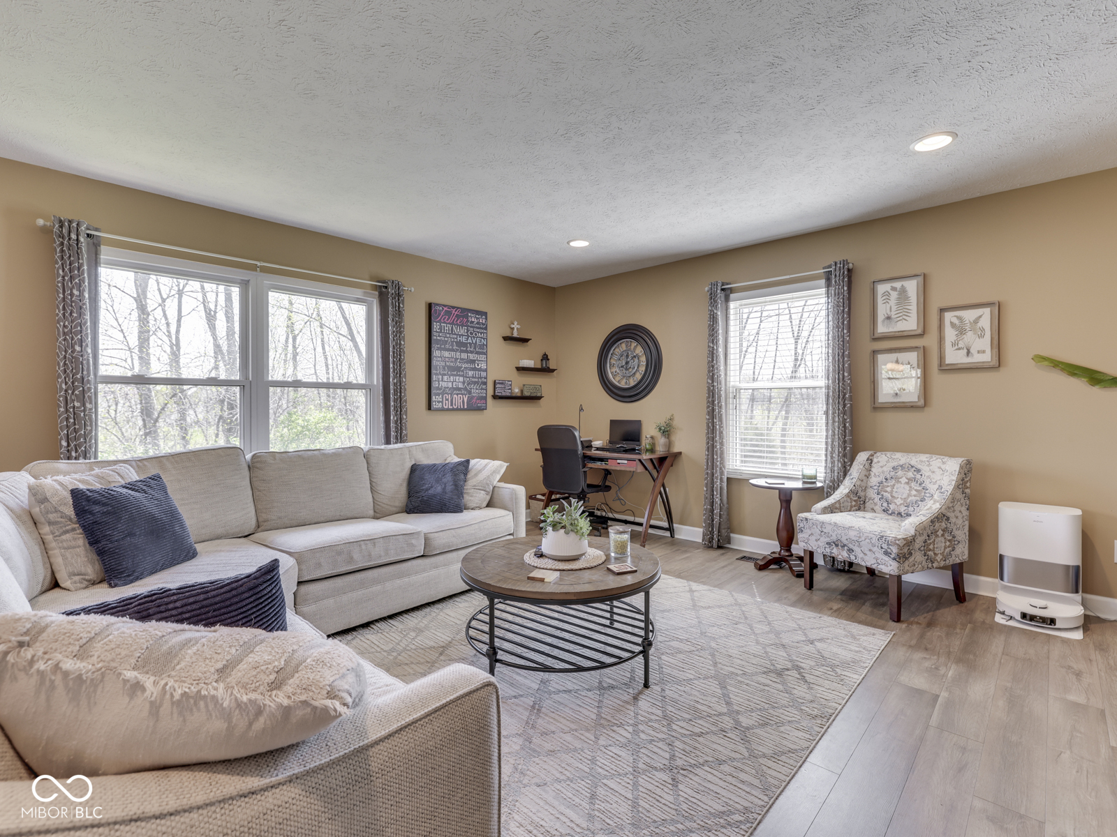 1269 Burr Oak Circle