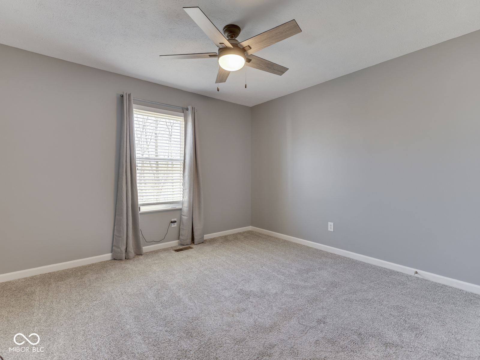 1269 Burr Oak Circle