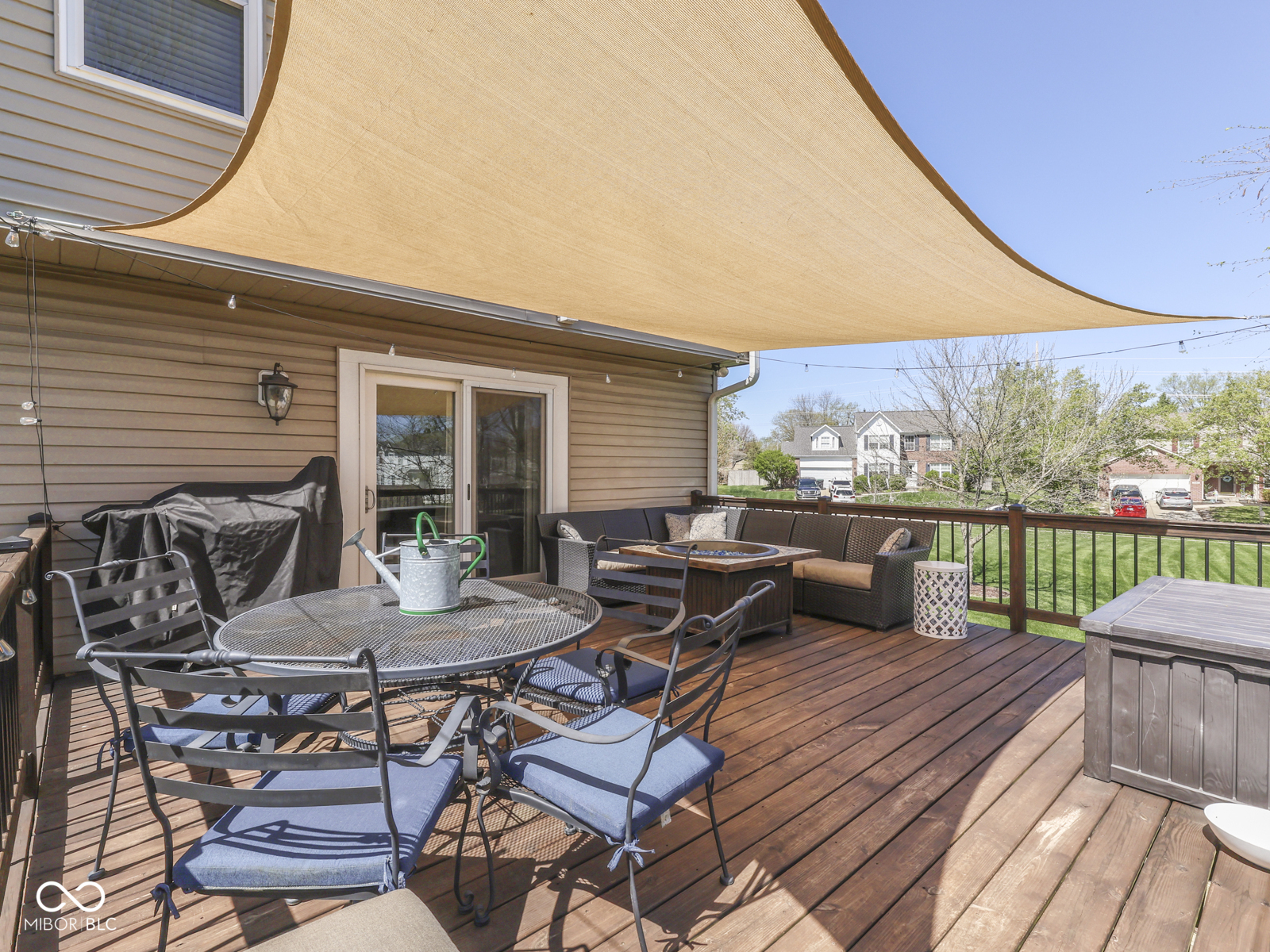 1269 Burr Oak Circle