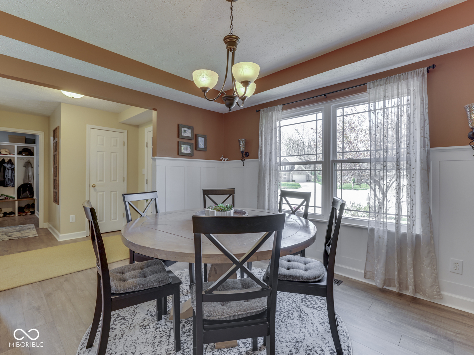 1269 Burr Oak Circle